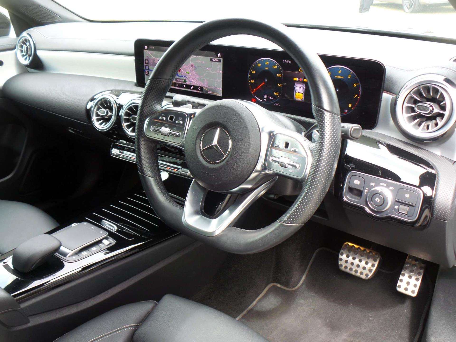 Large vehicle image