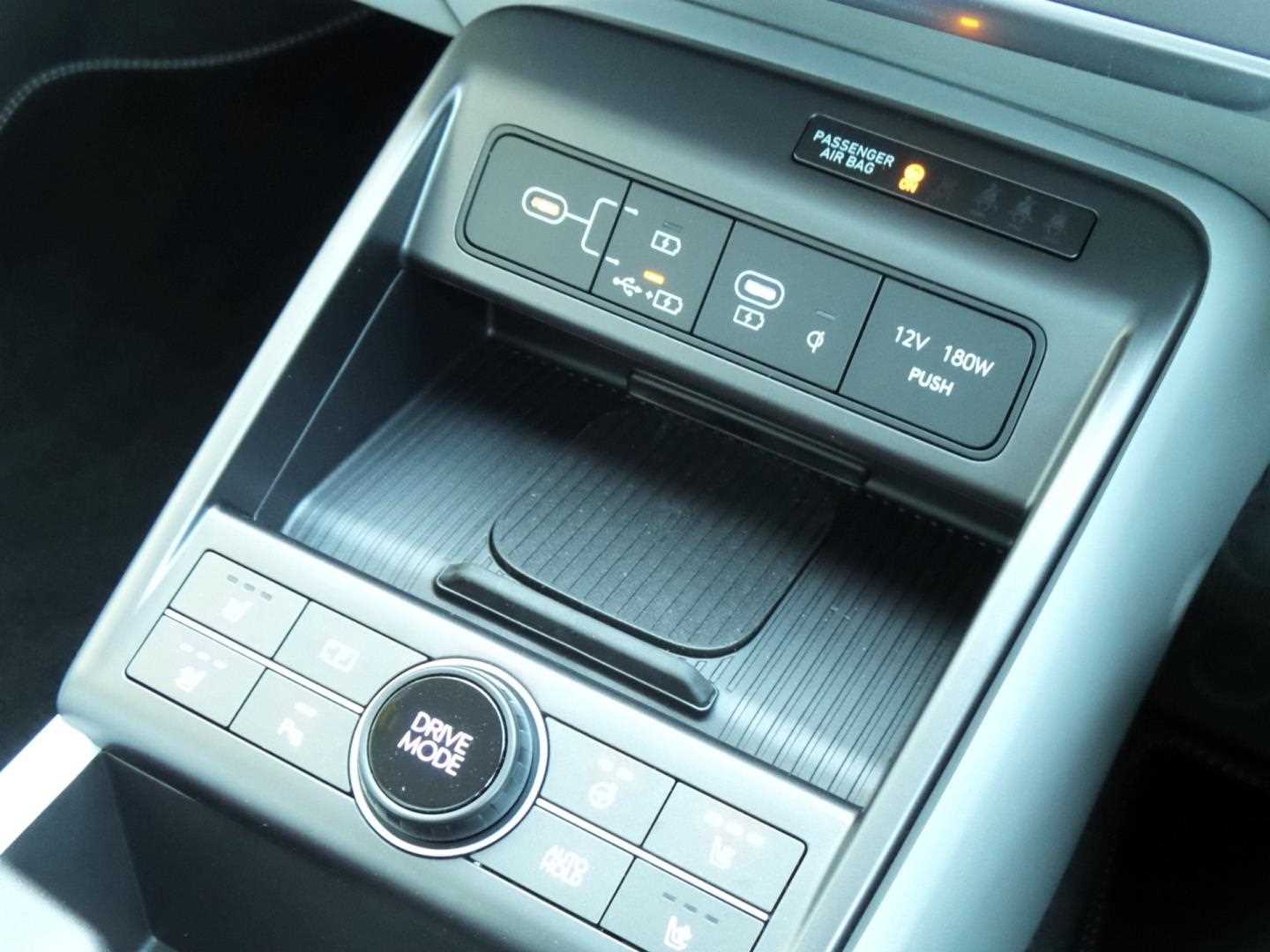 Large vehicle image