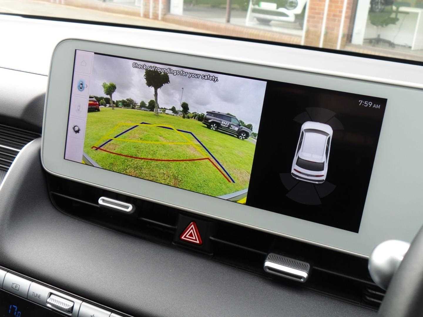 Large vehicle image