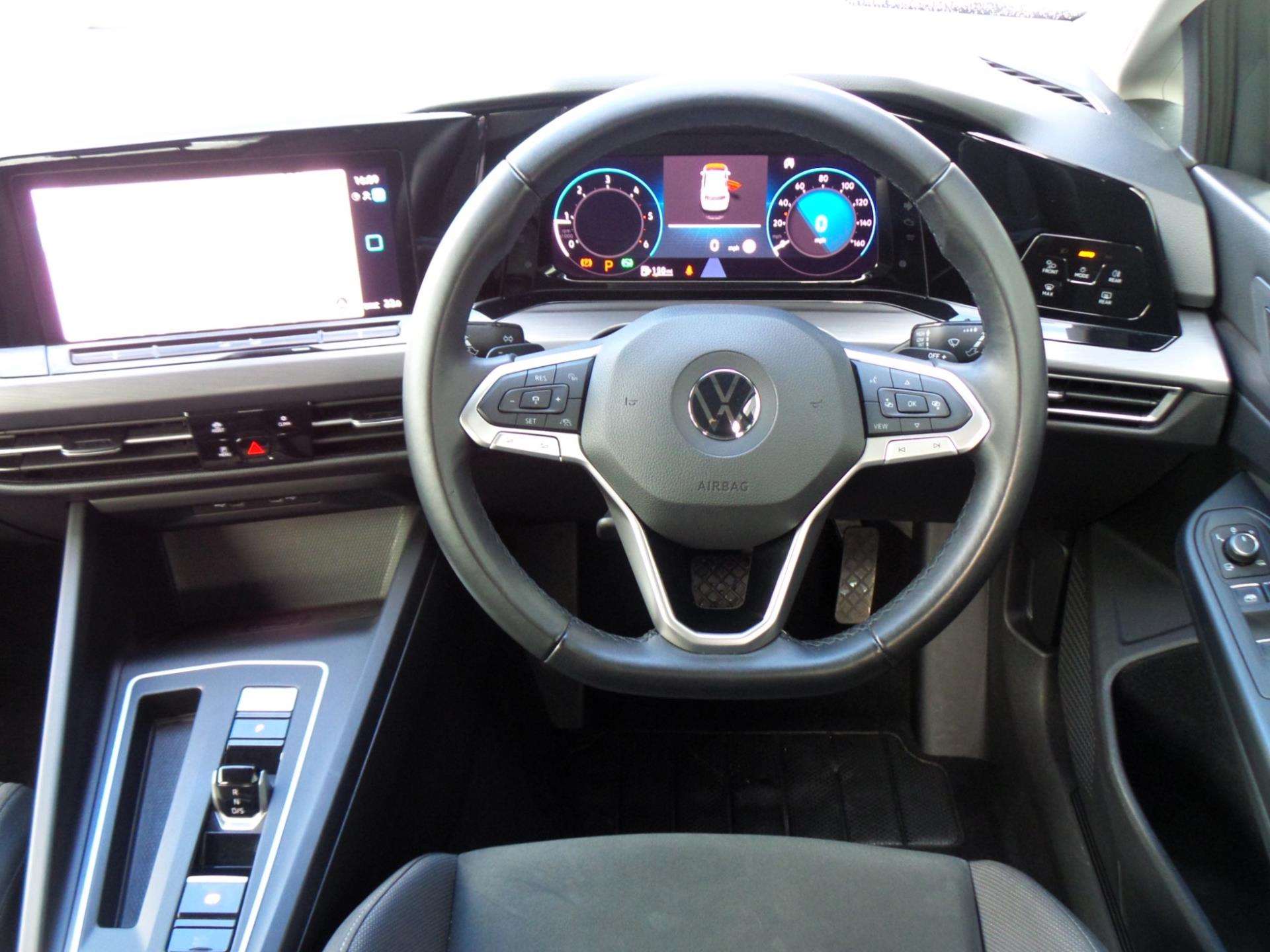 Large vehicle image