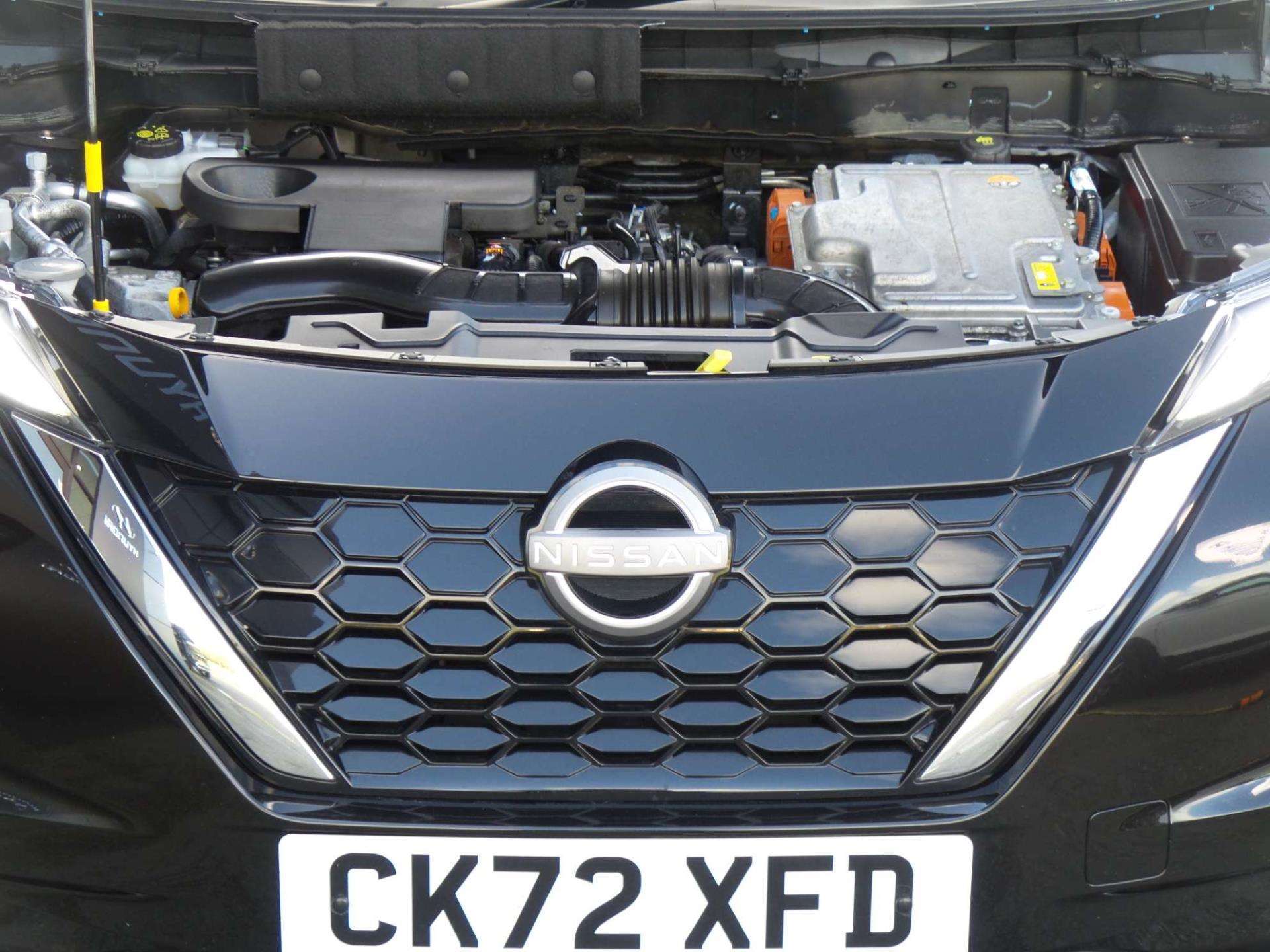 Large vehicle image
