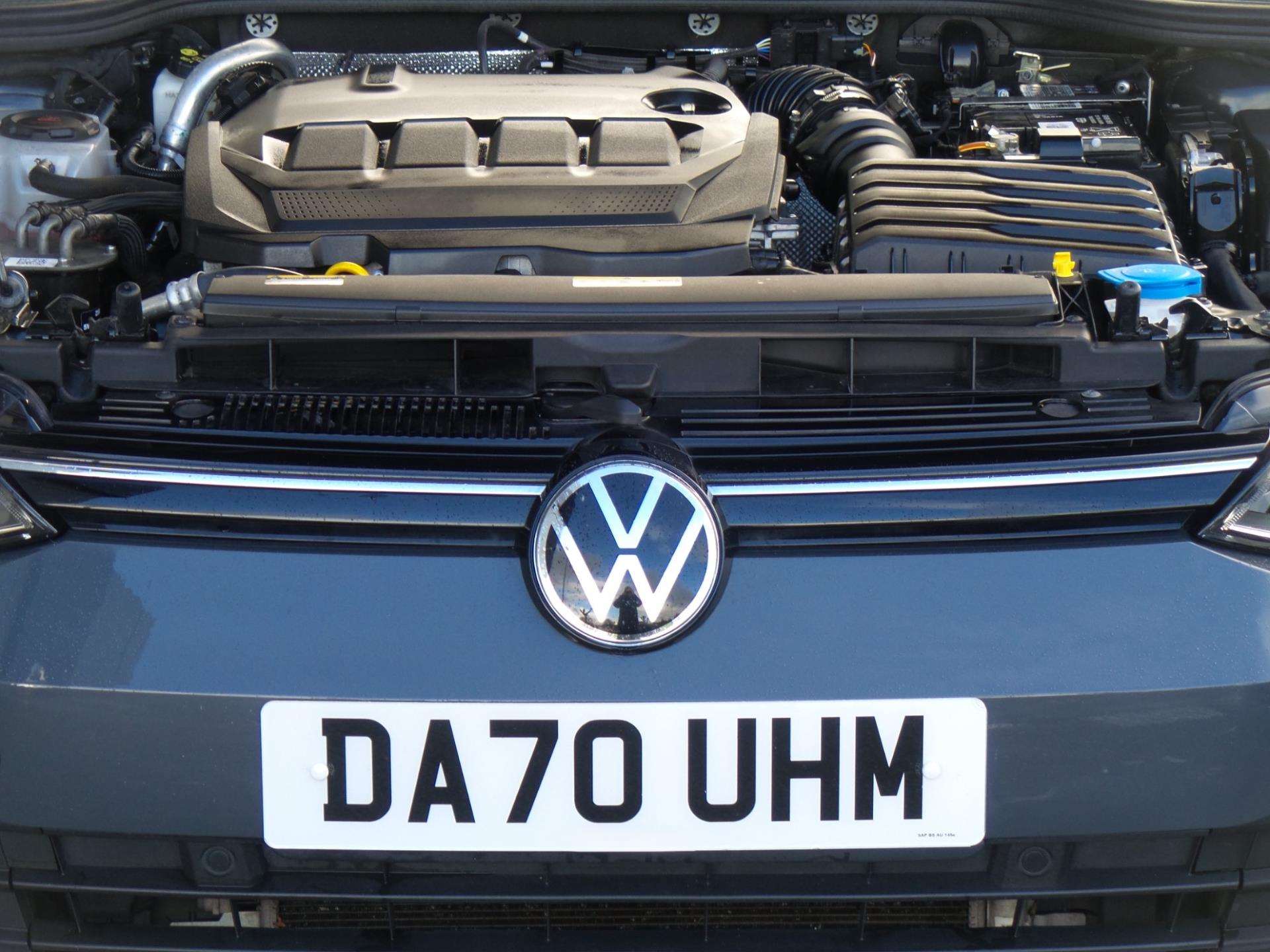 Large vehicle image