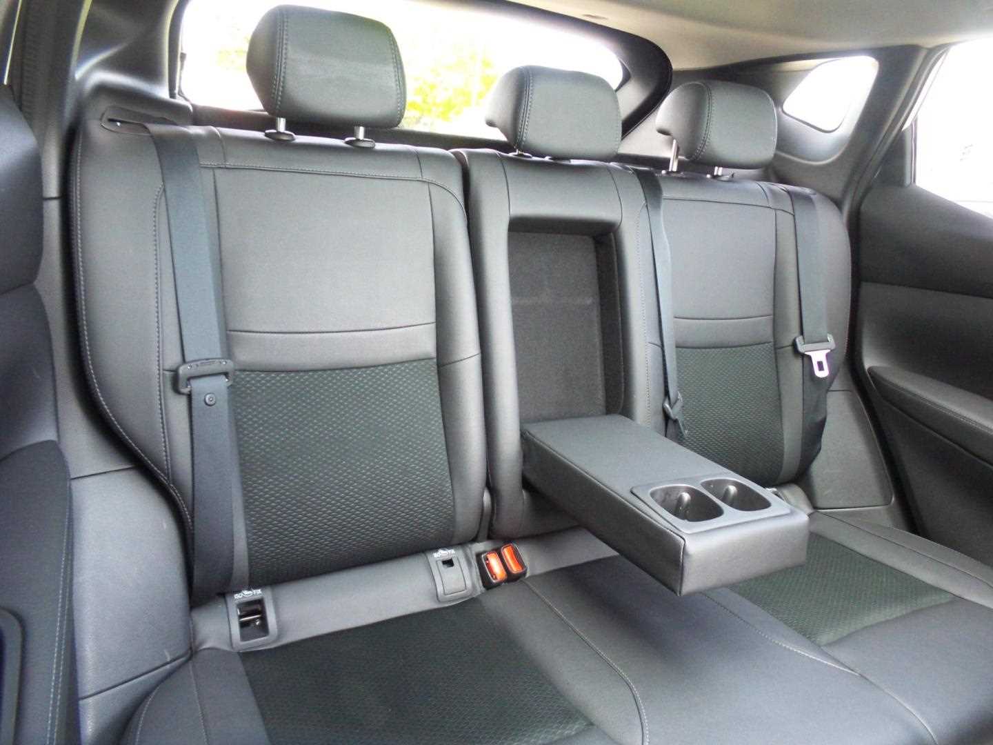 Large vehicle image