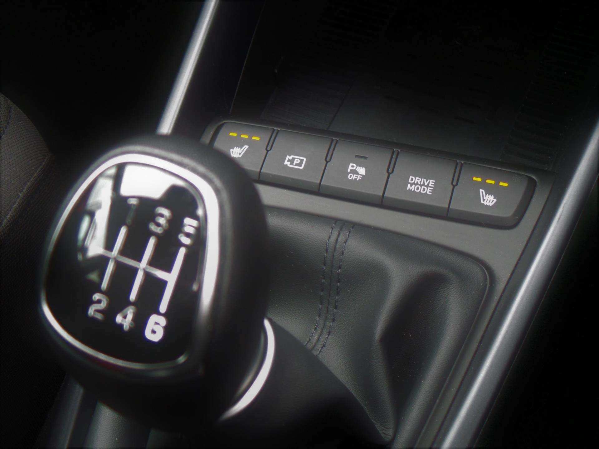 Large vehicle image