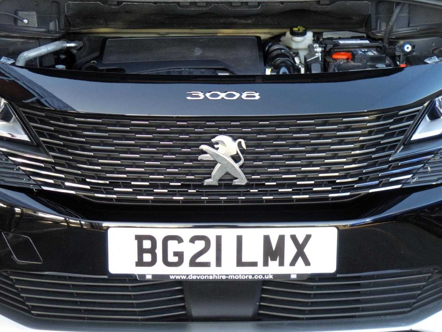 Large vehicle image