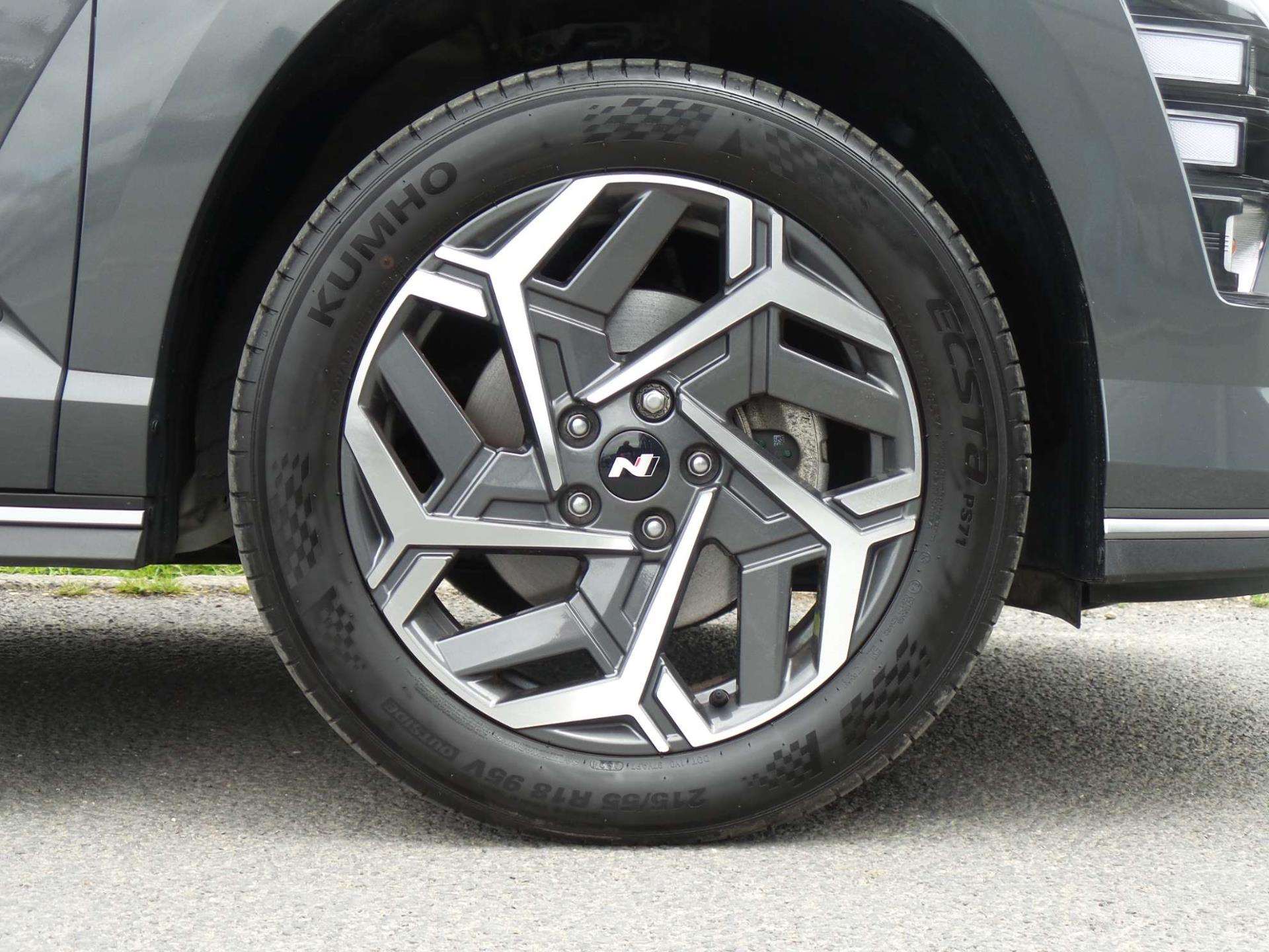 Large vehicle image