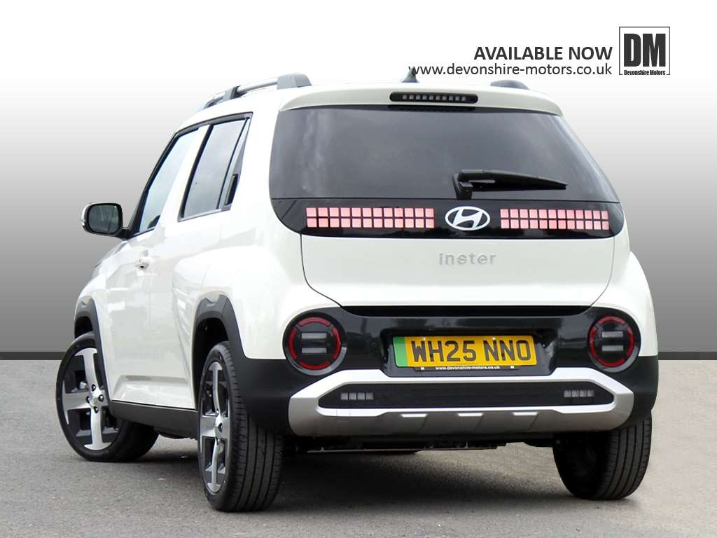 Large vehicle image