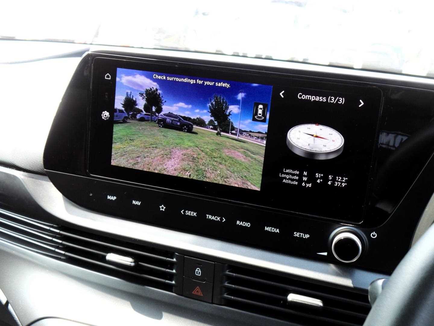 Large vehicle image