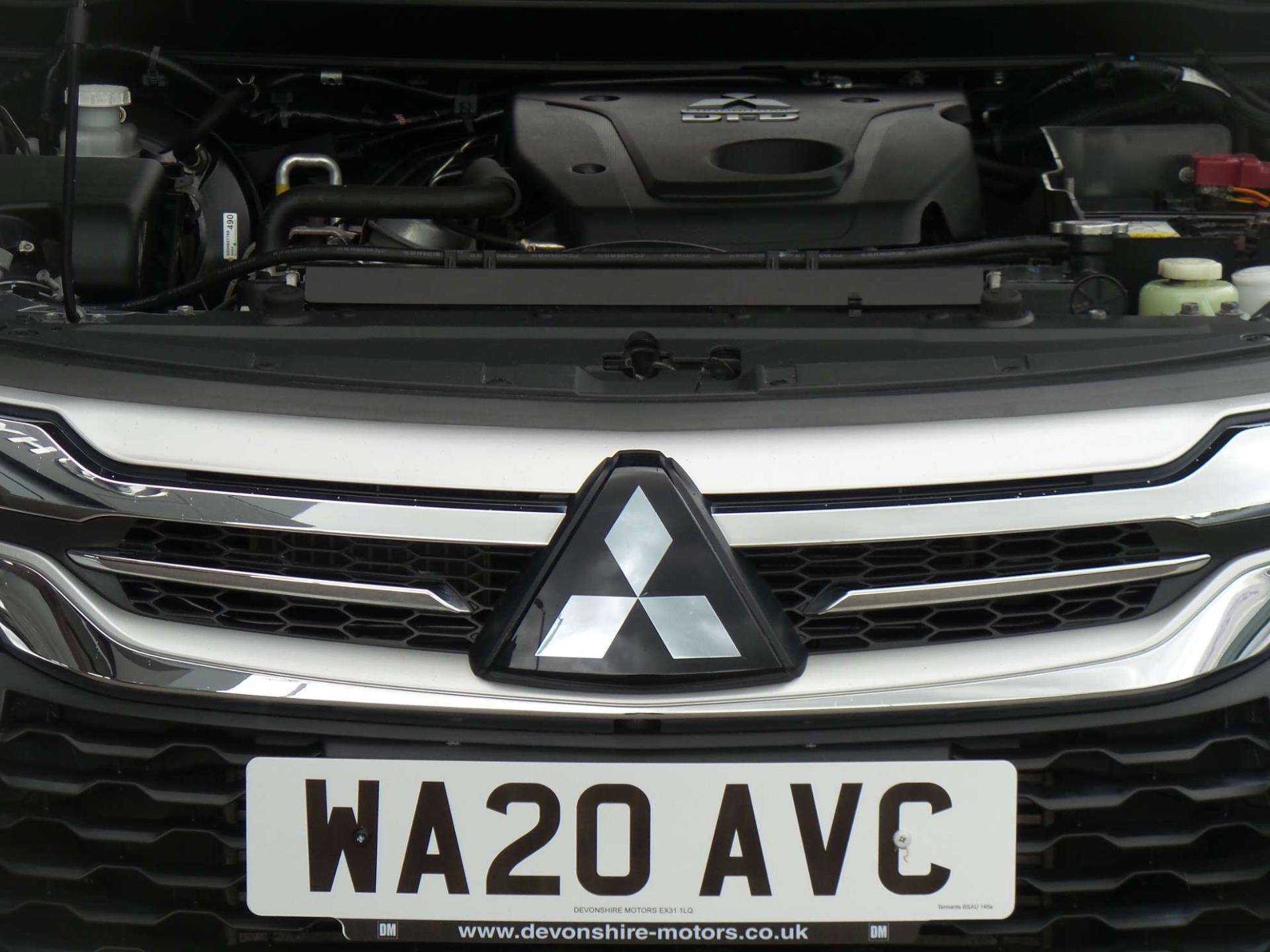 Large vehicle image