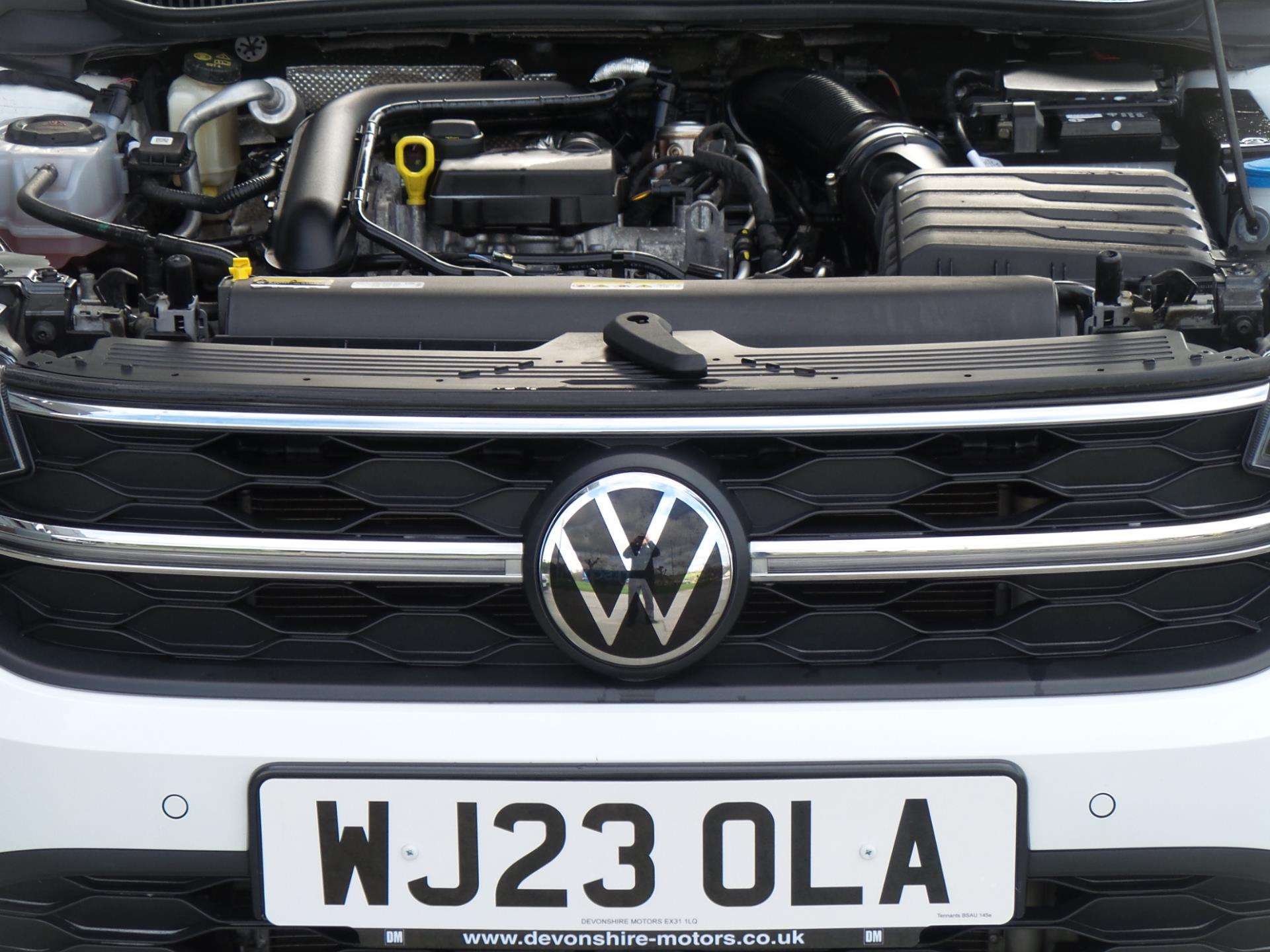 Large vehicle image
