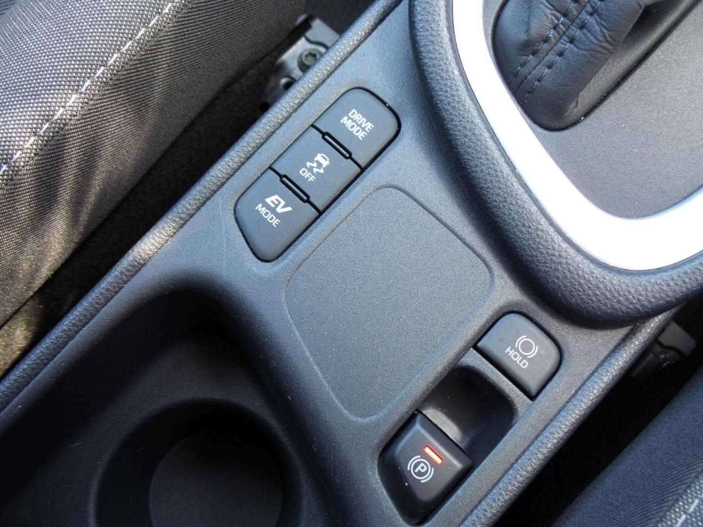 Large vehicle image