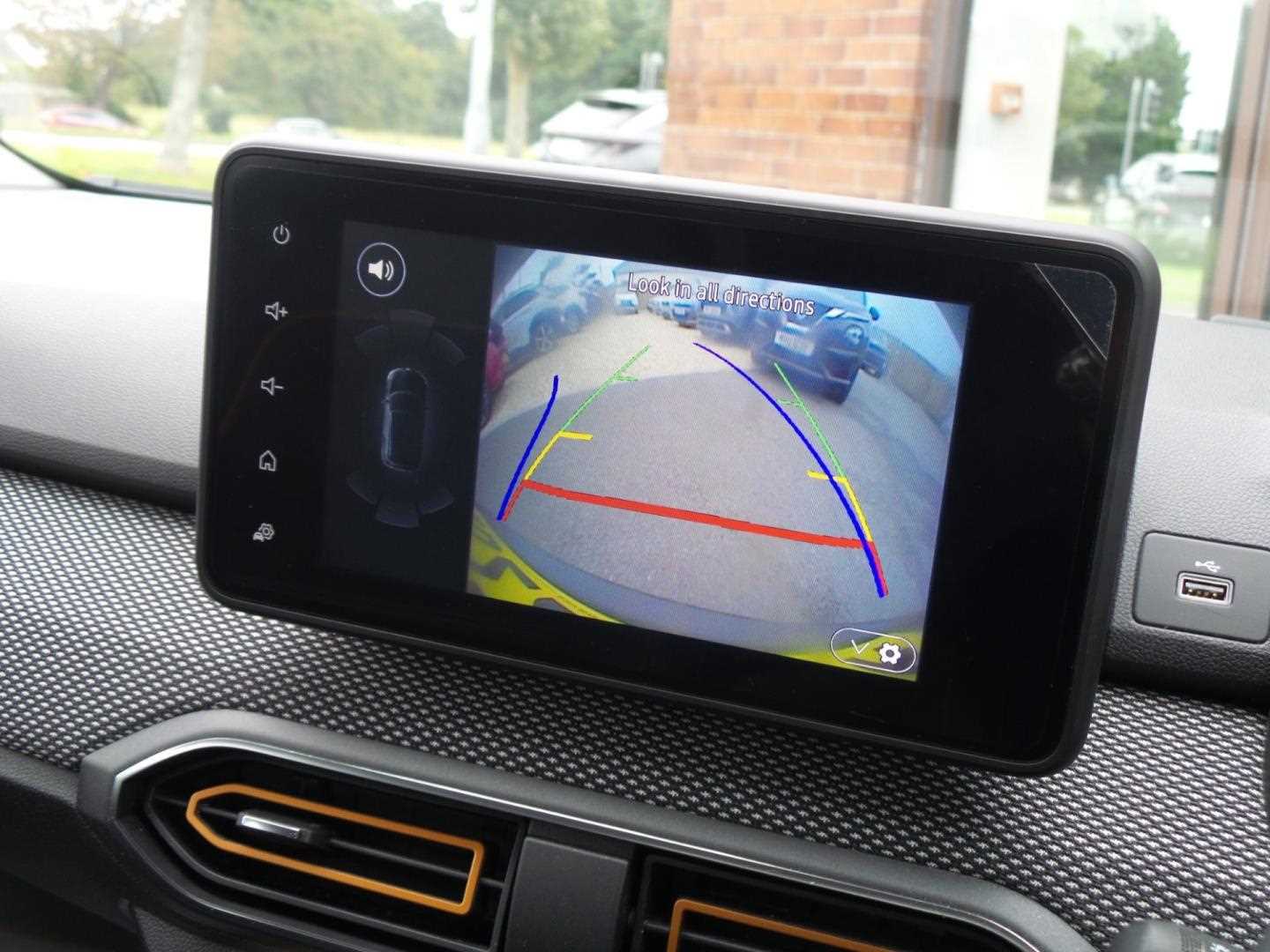 Large vehicle image