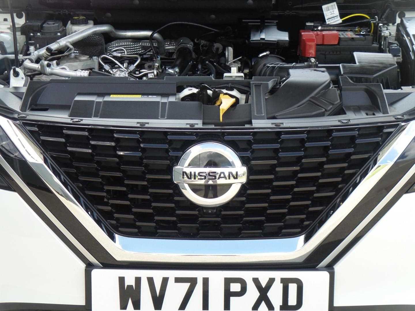 Large vehicle image