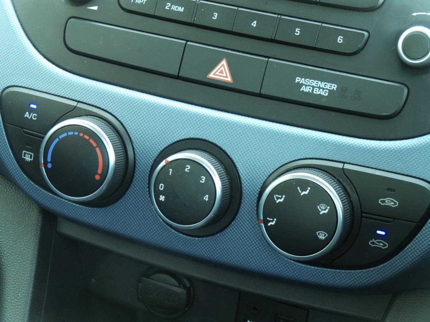 Large vehicle image