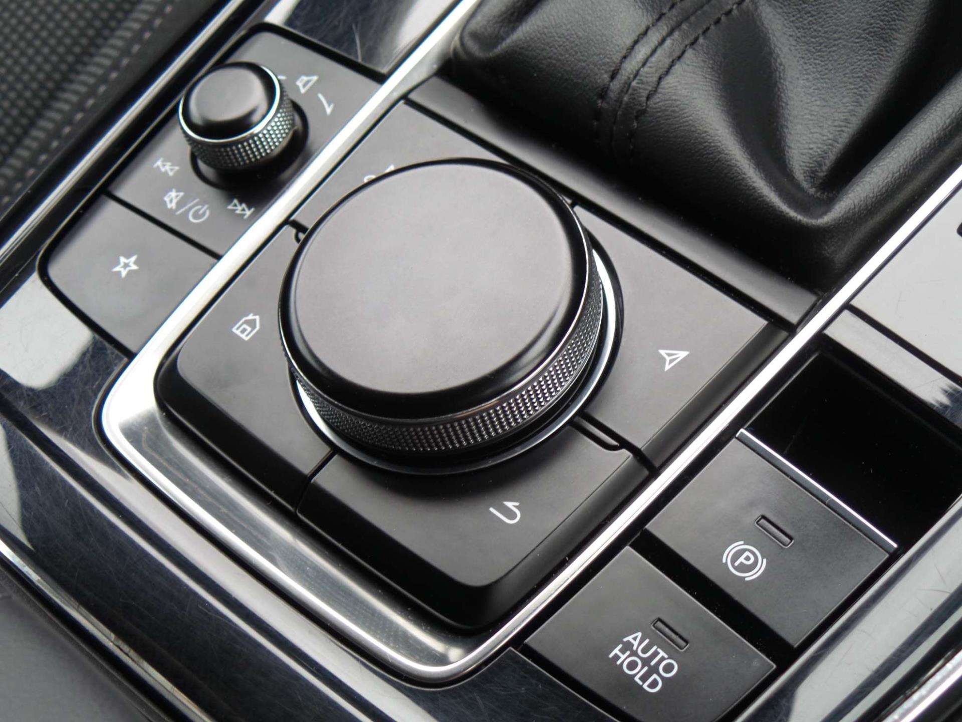 Large vehicle image