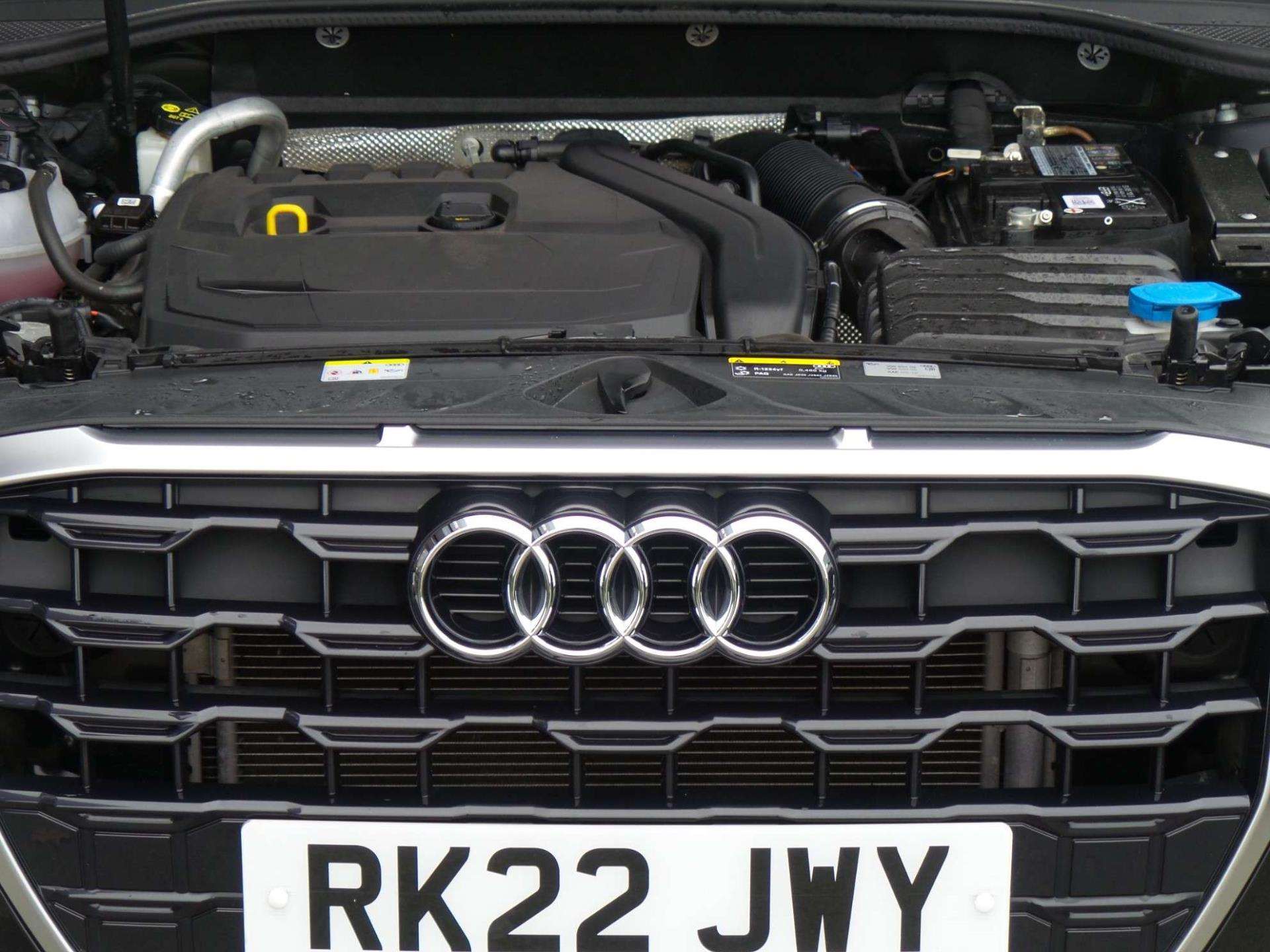 Large vehicle image