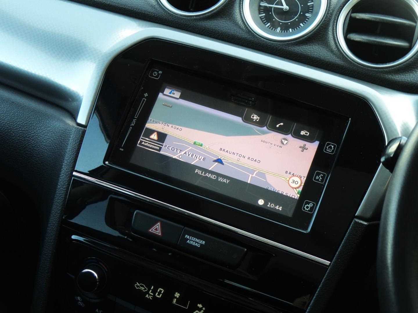 Large vehicle image