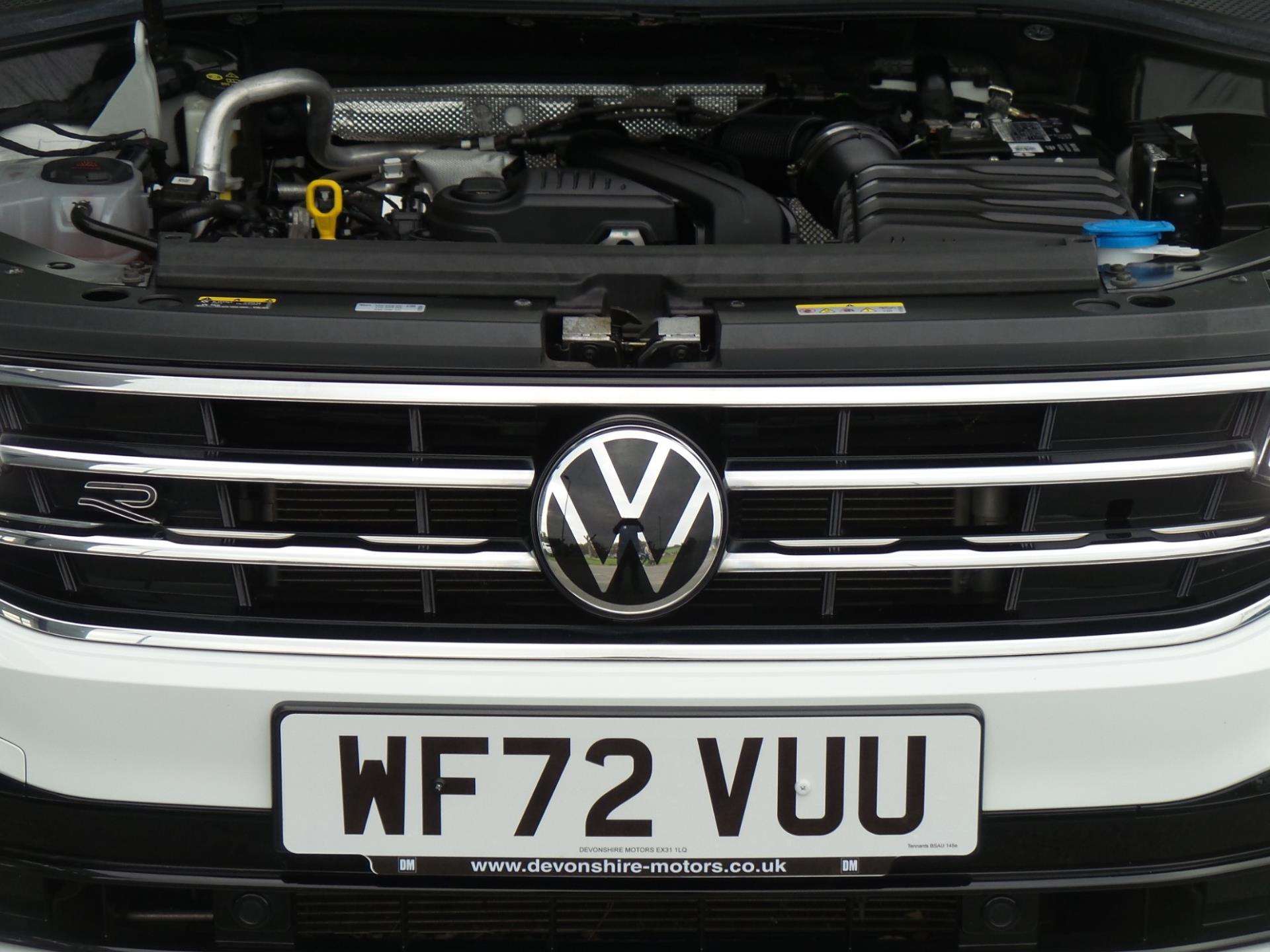 Large vehicle image
