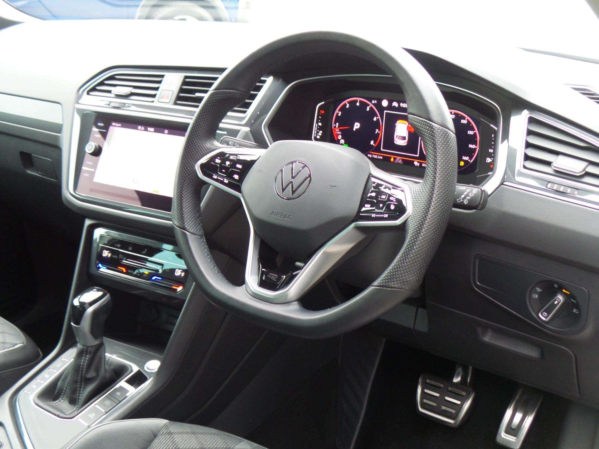 Large vehicle image