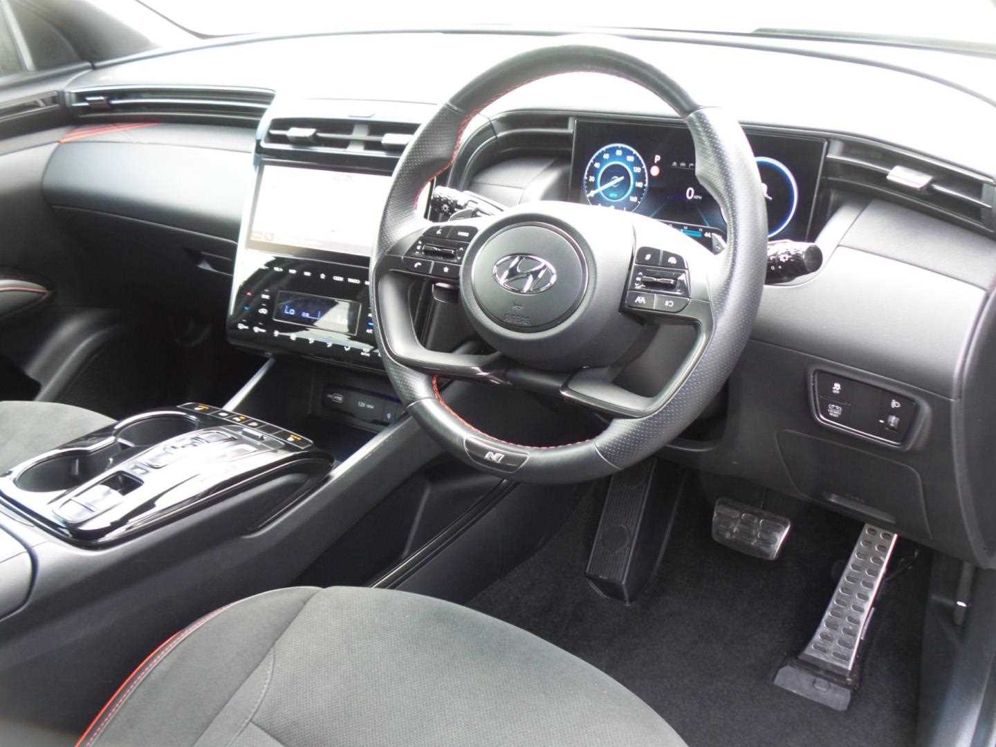 Large vehicle image