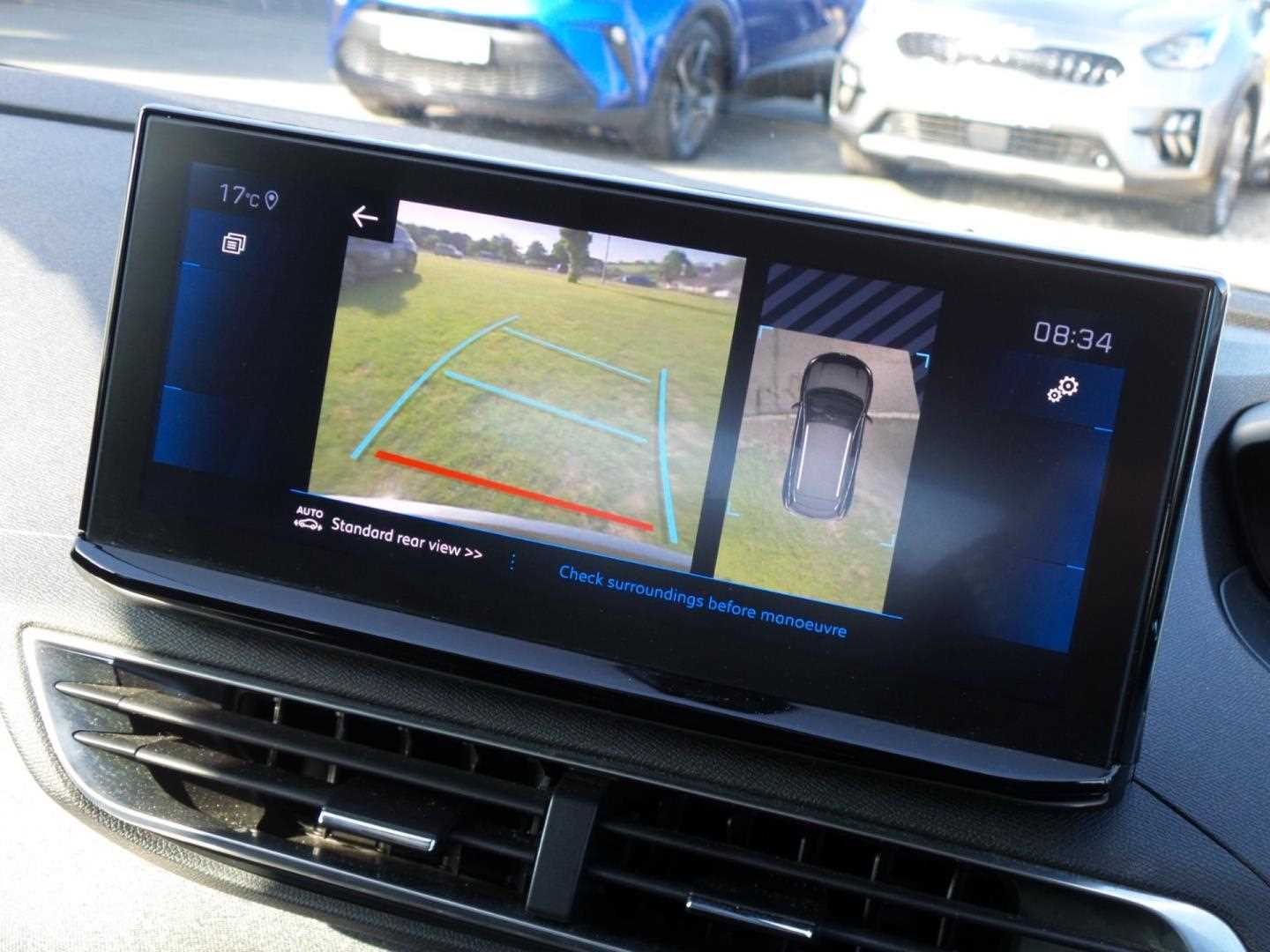 Large vehicle image