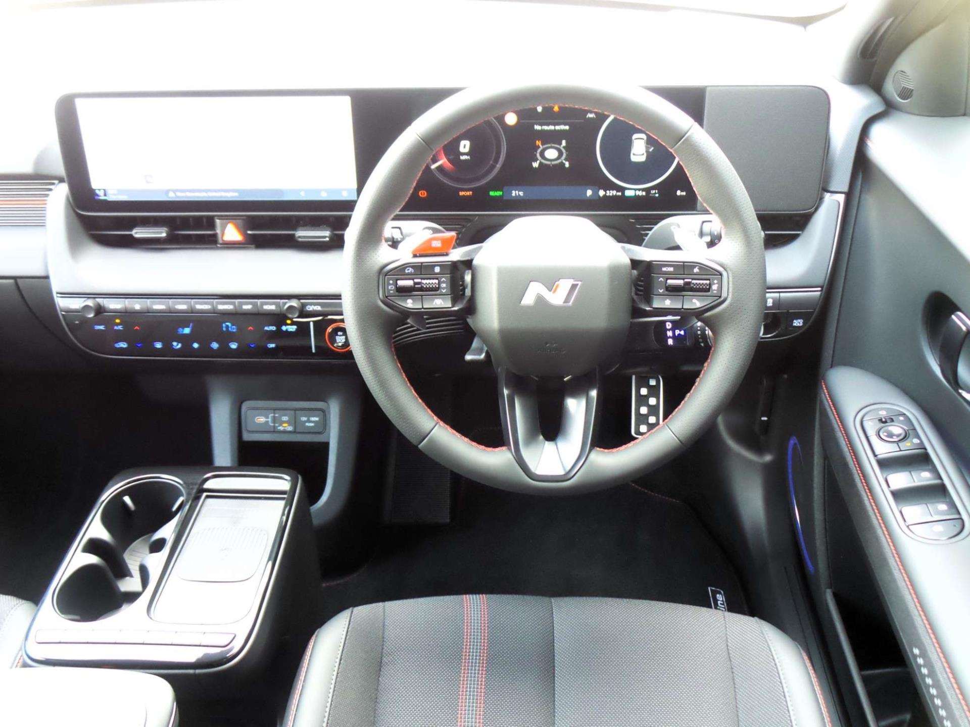 Large vehicle image