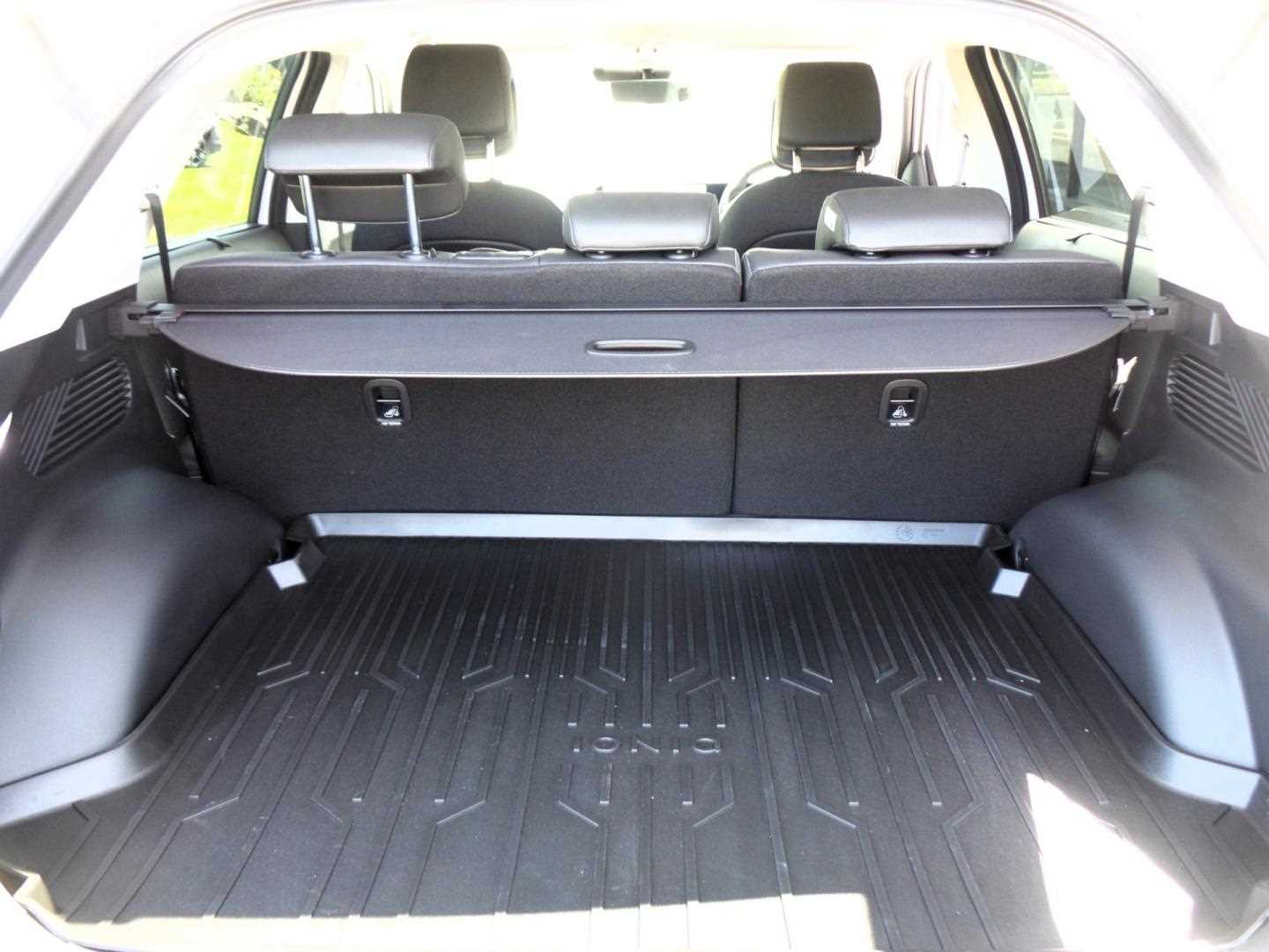Large vehicle image