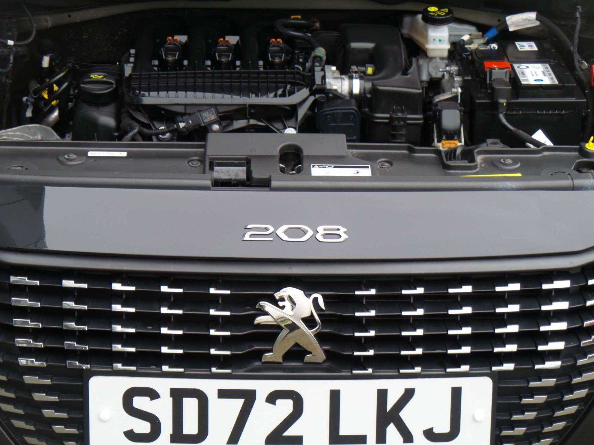Large vehicle image
