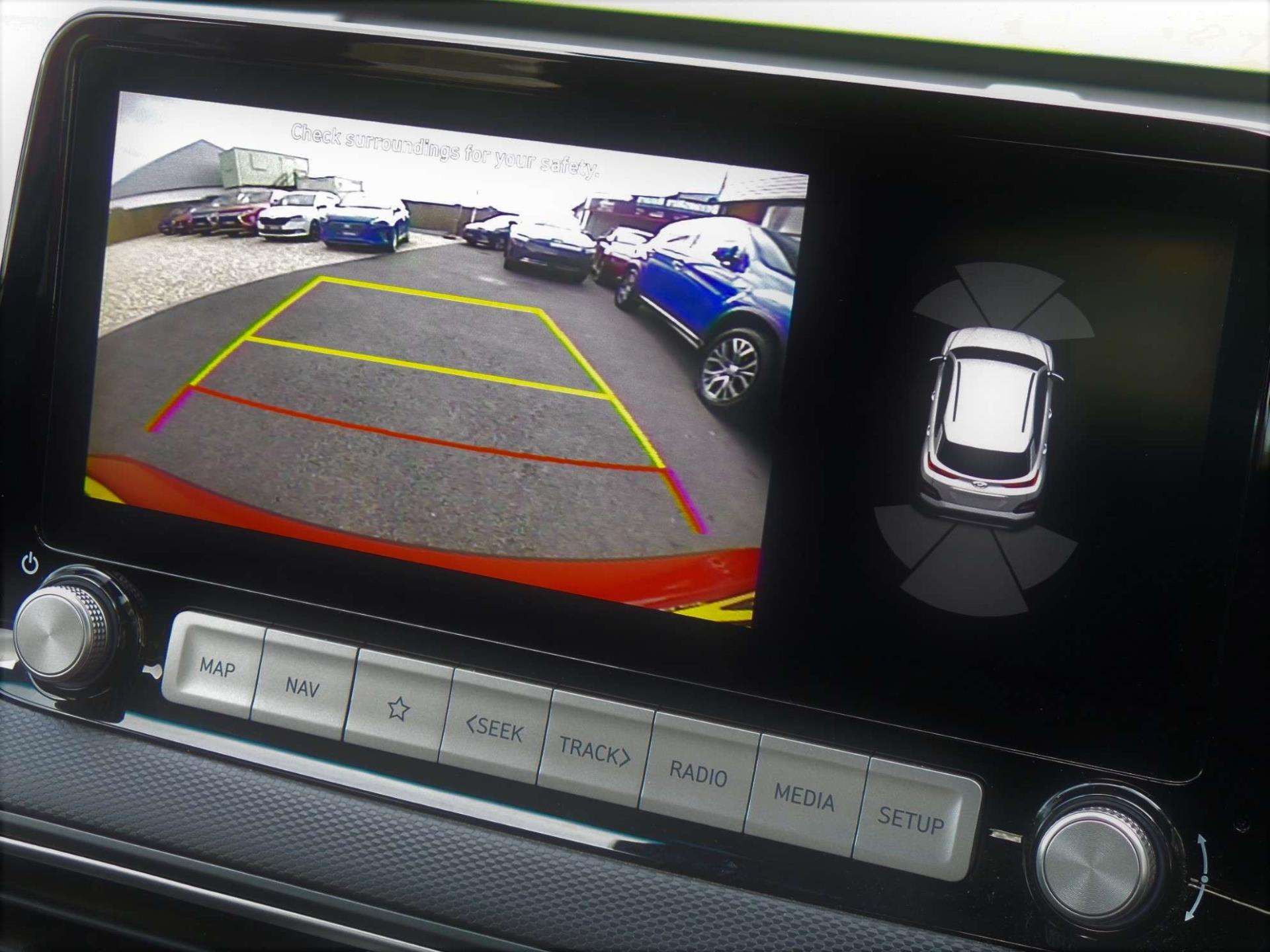 Large vehicle image