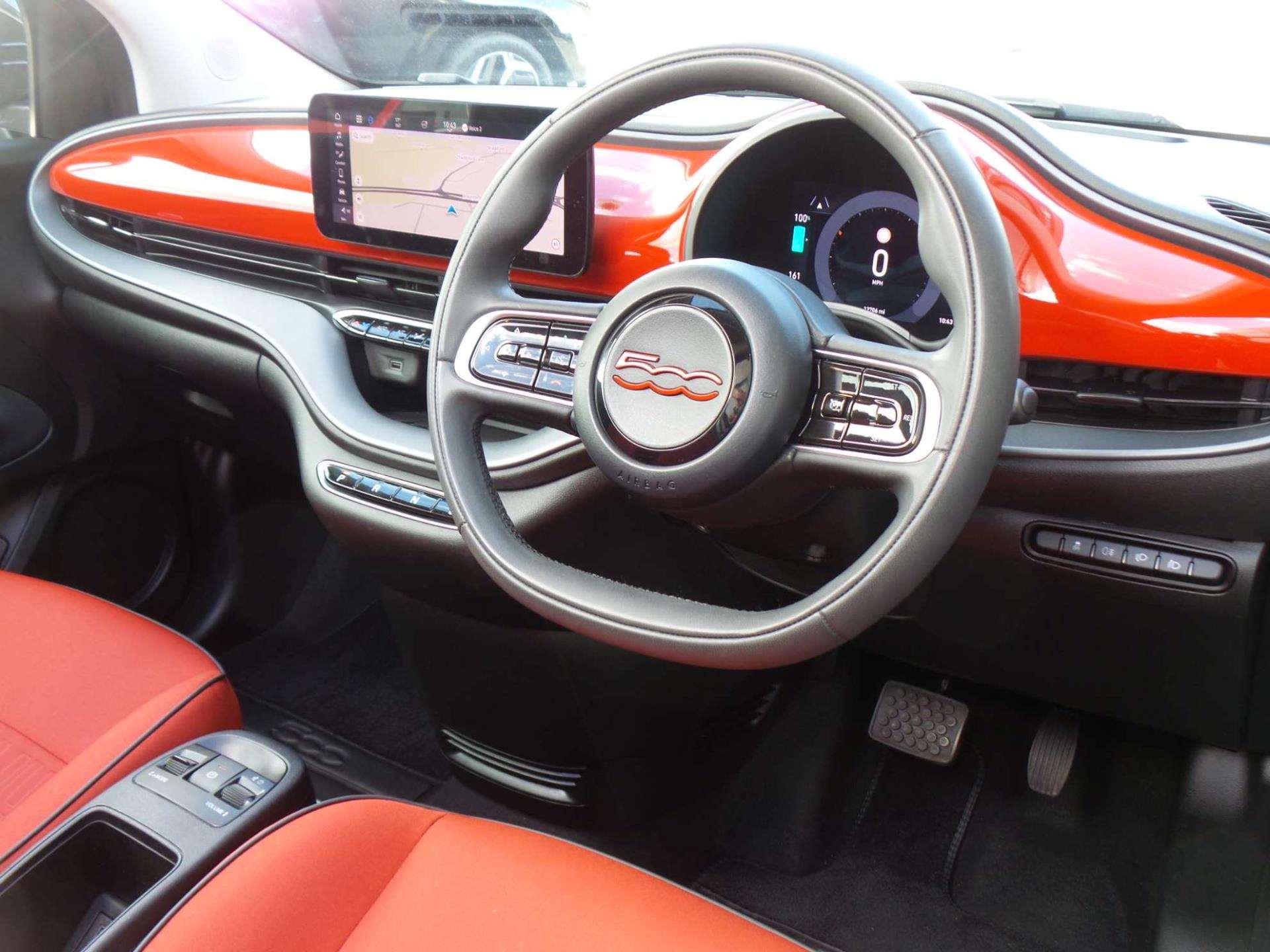 Large vehicle image