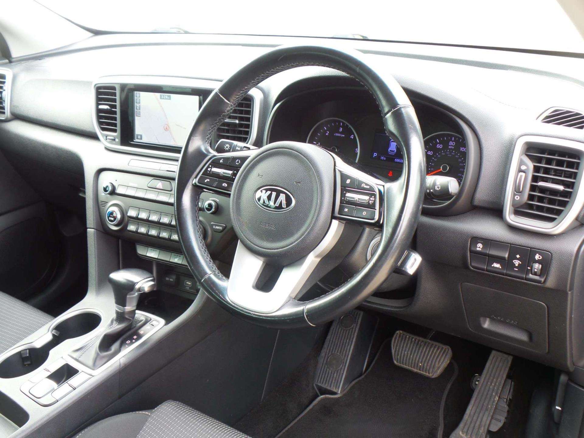 Large vehicle image