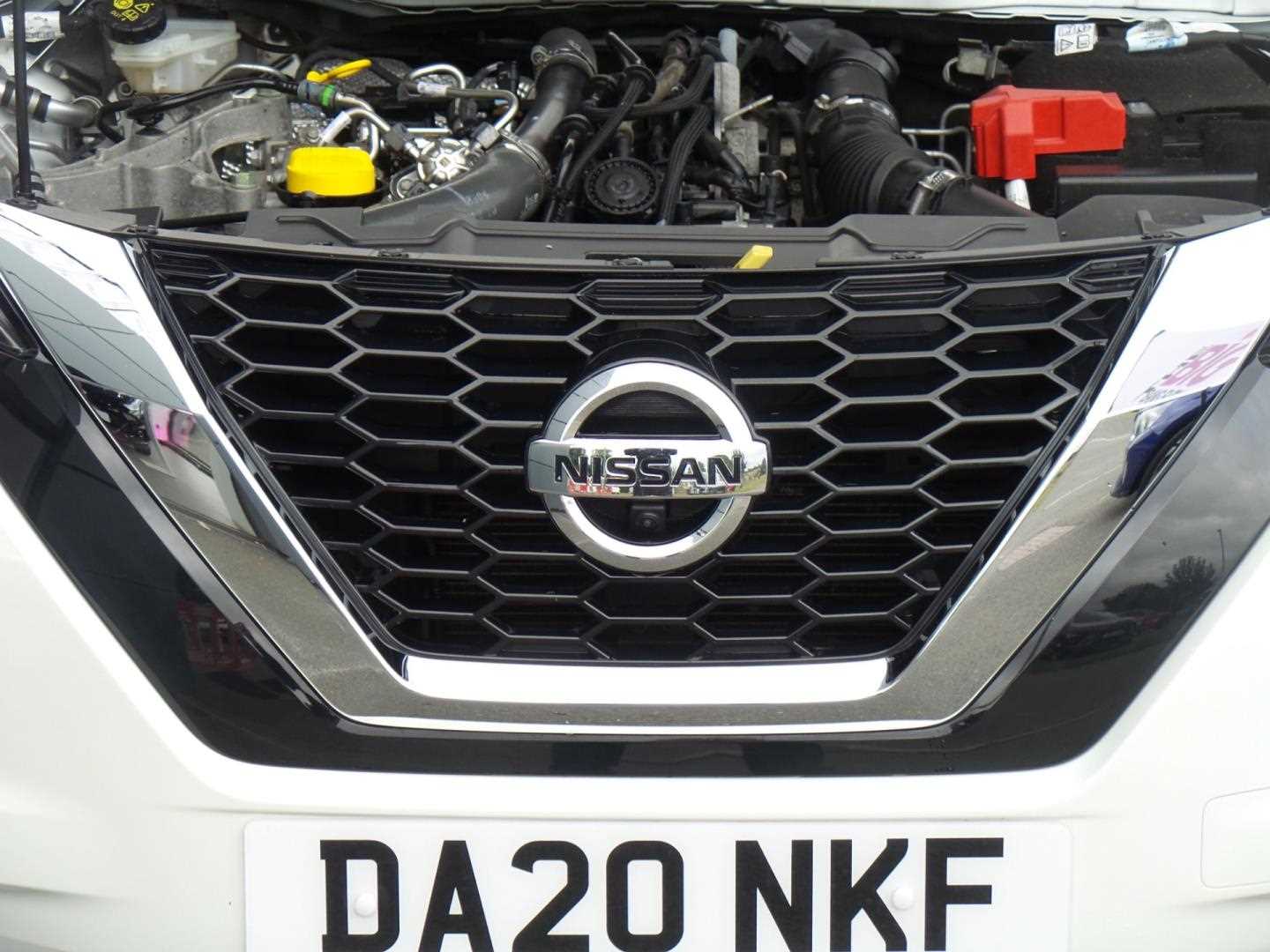 Large vehicle image