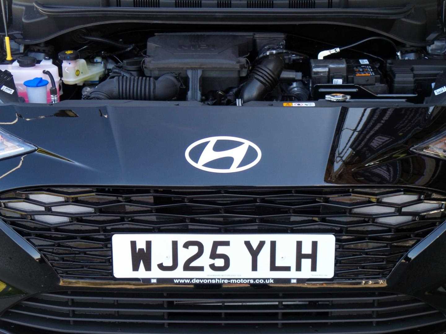 Large vehicle image