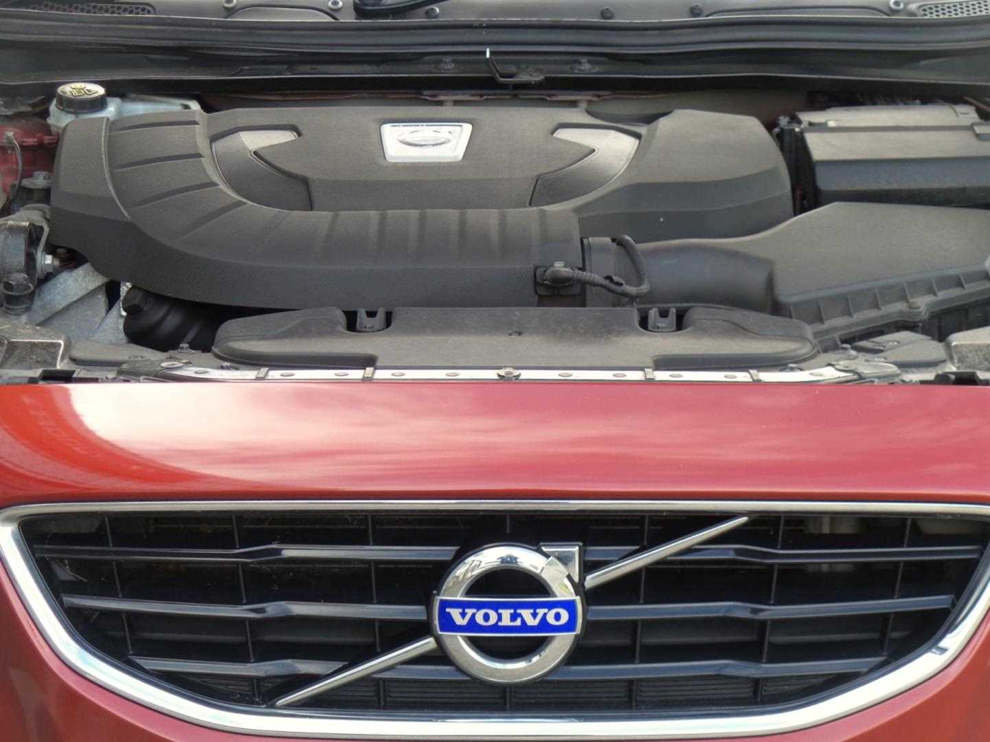 Large vehicle image