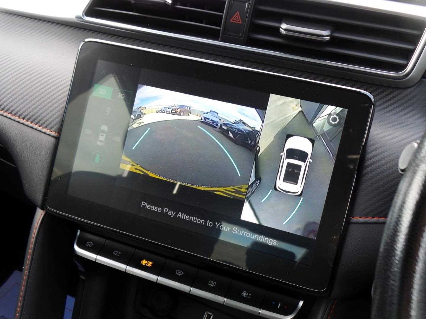 Large vehicle image