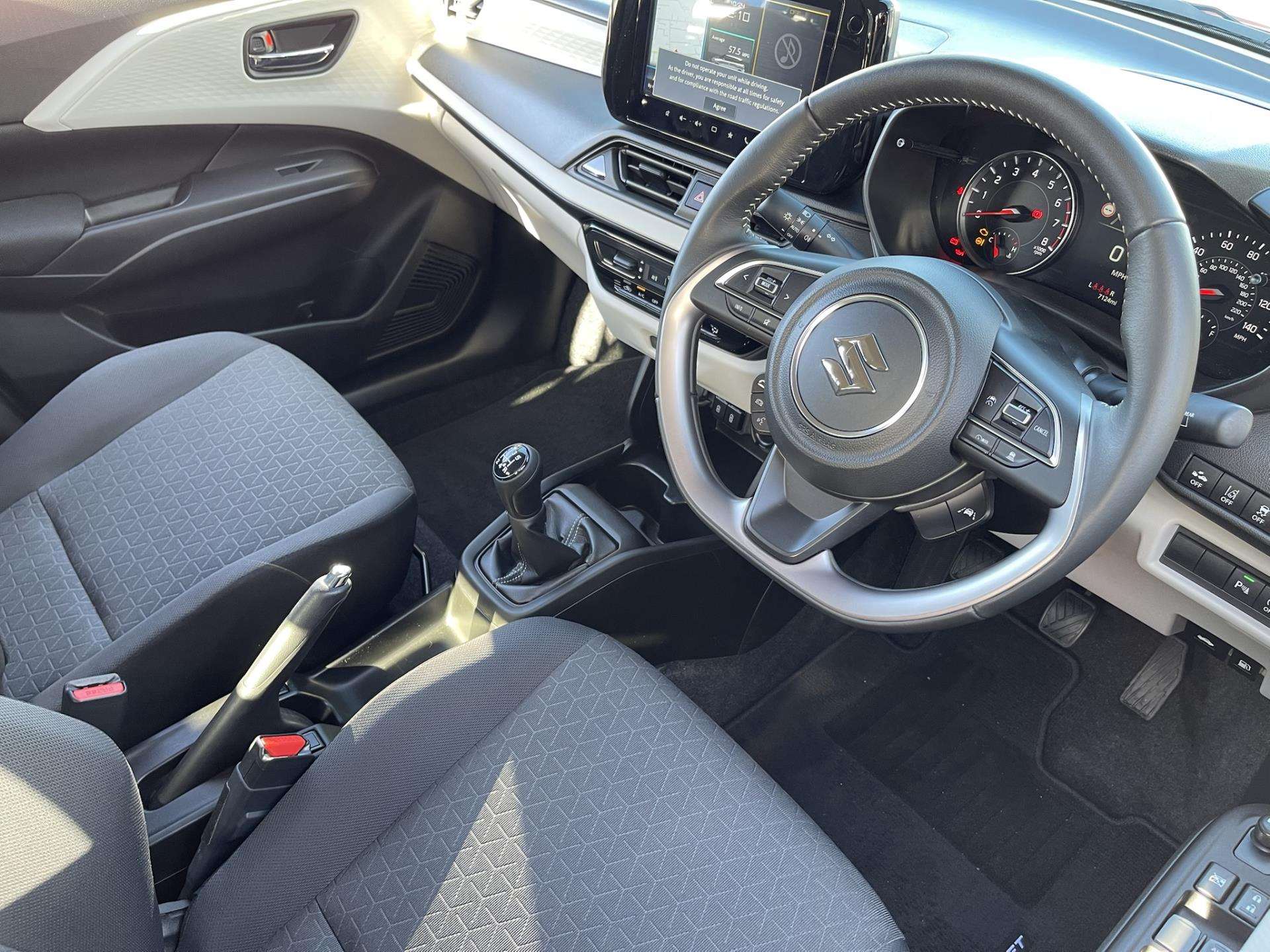  Suzuki SWIFT 1.2 Mild Hybrid Motion 5dr 2024 31