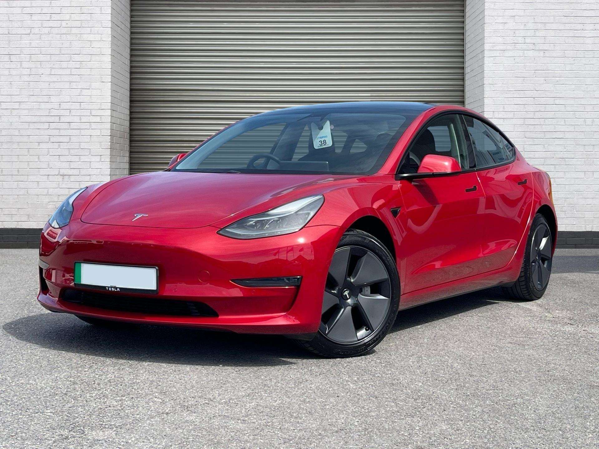 2021-09-18 TESLA MODEL 3 (Dual Motor) Long Range Auto AWD 4dr