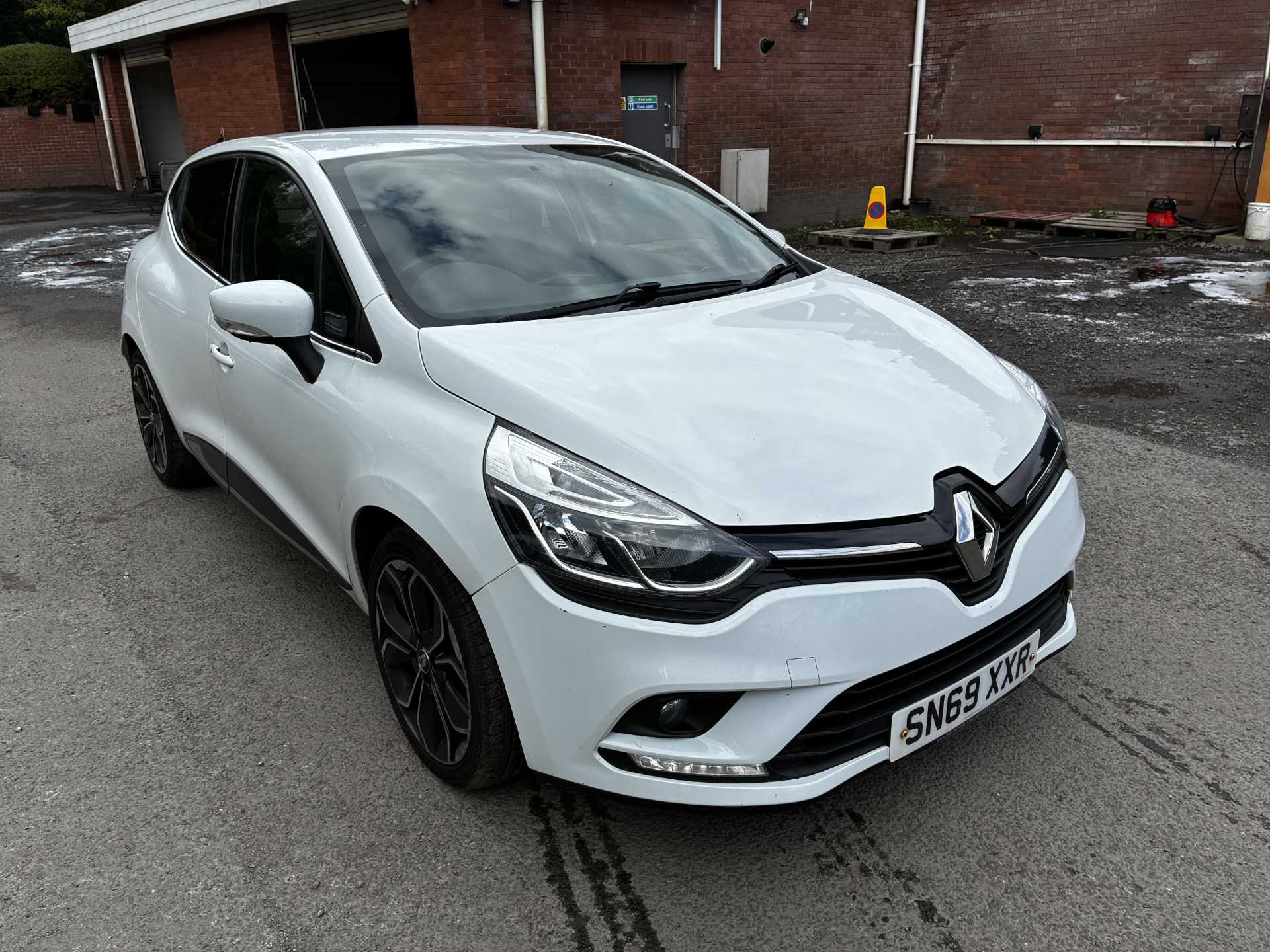 Renault CLIO 0.9 TCe 90 Iconic