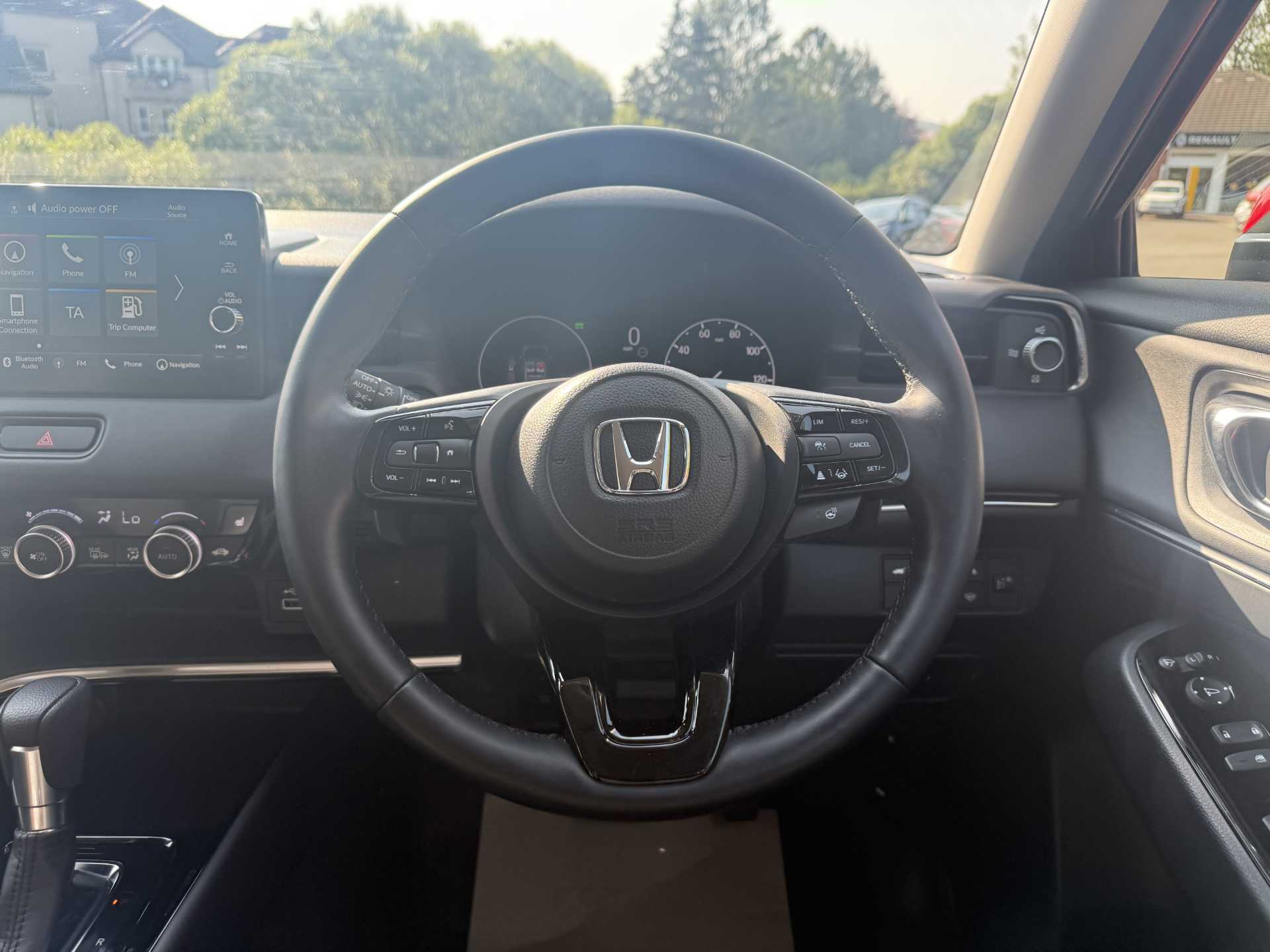 HR-V