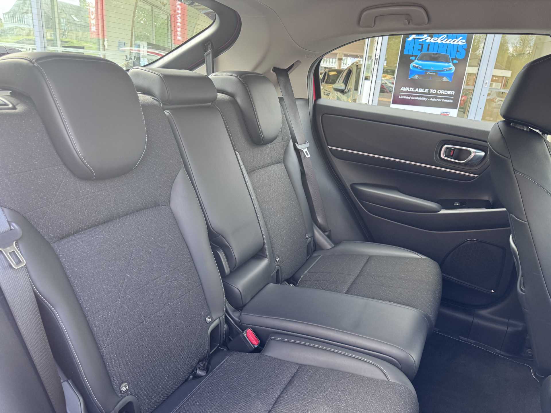 HR-V