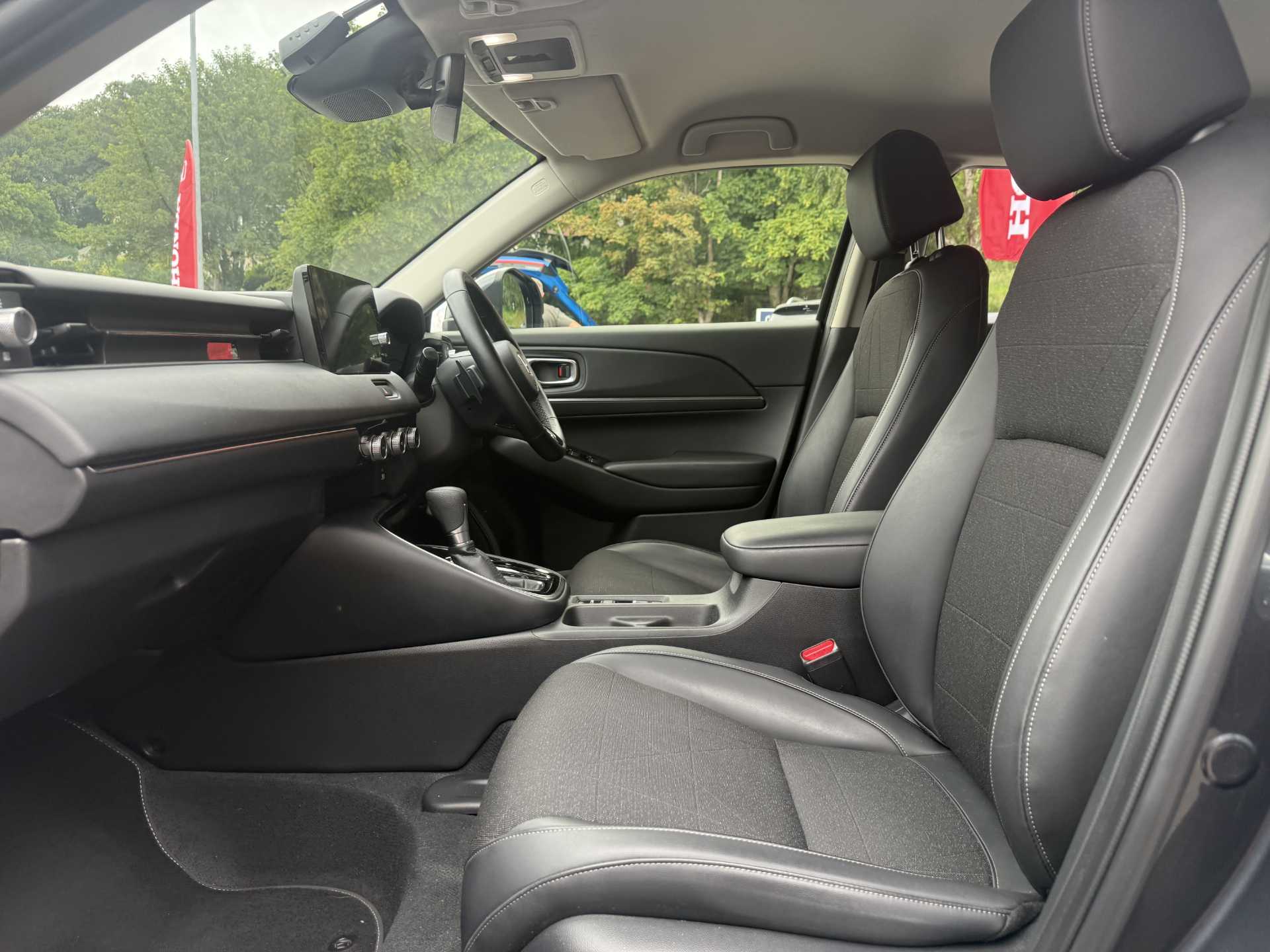 HR-V