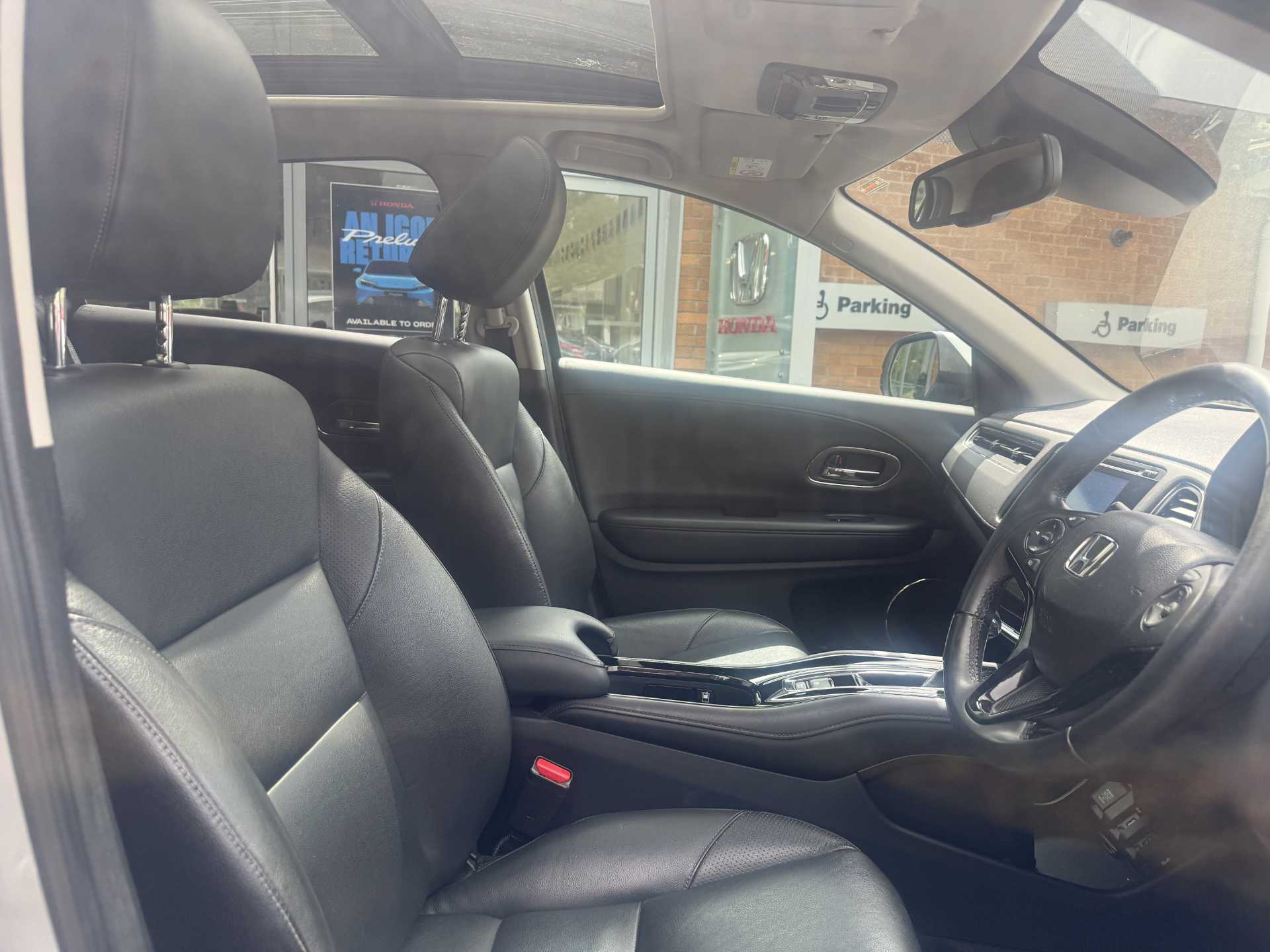 HR-V