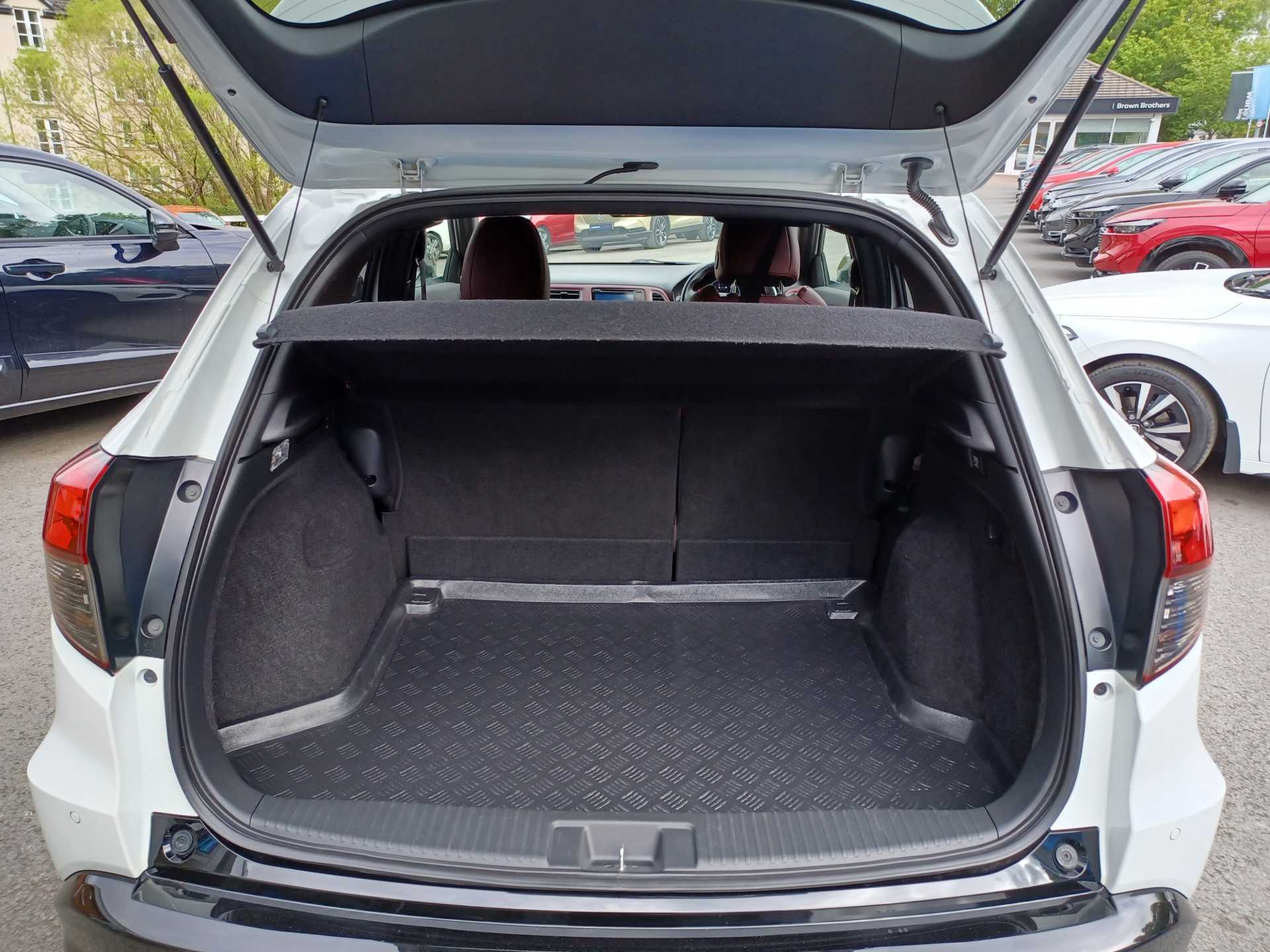 HR-V