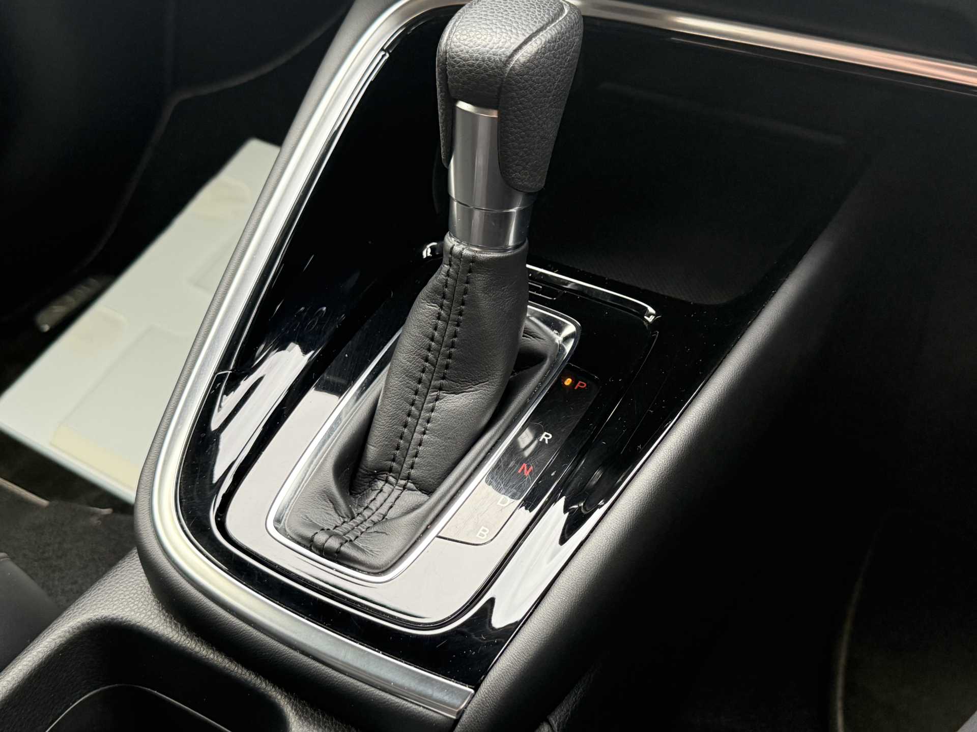 HR-V