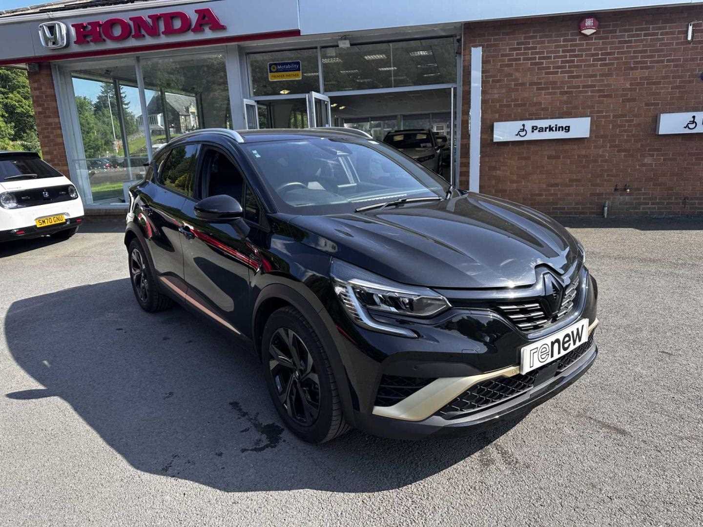Renault CAPTUR E-Tech Engineered