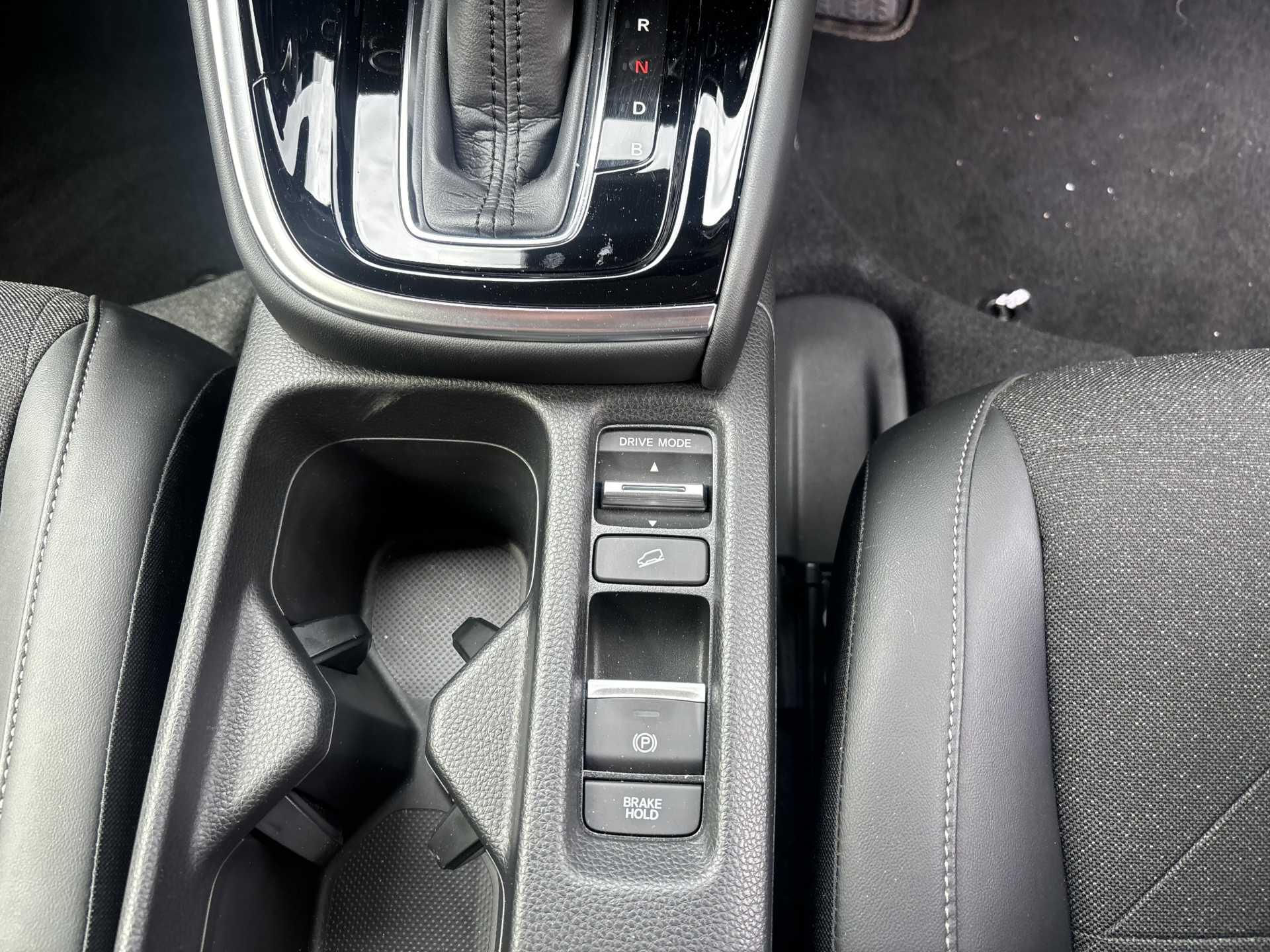 HR-V