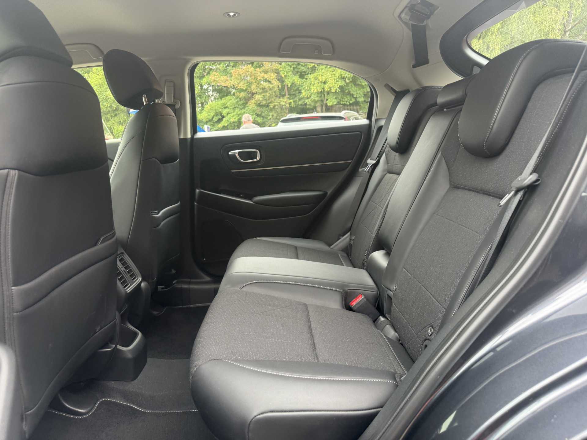 HR-V