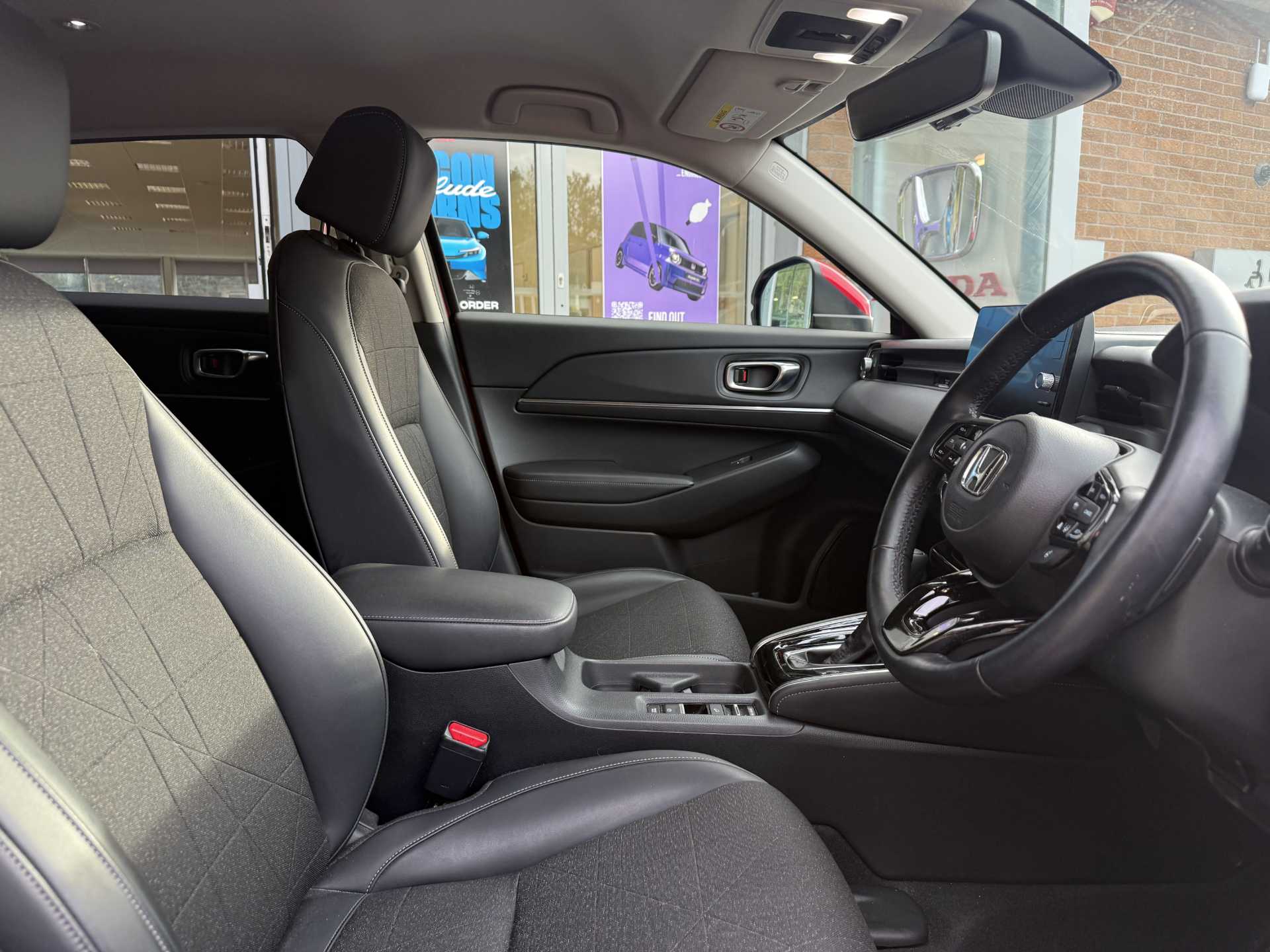 HR-V