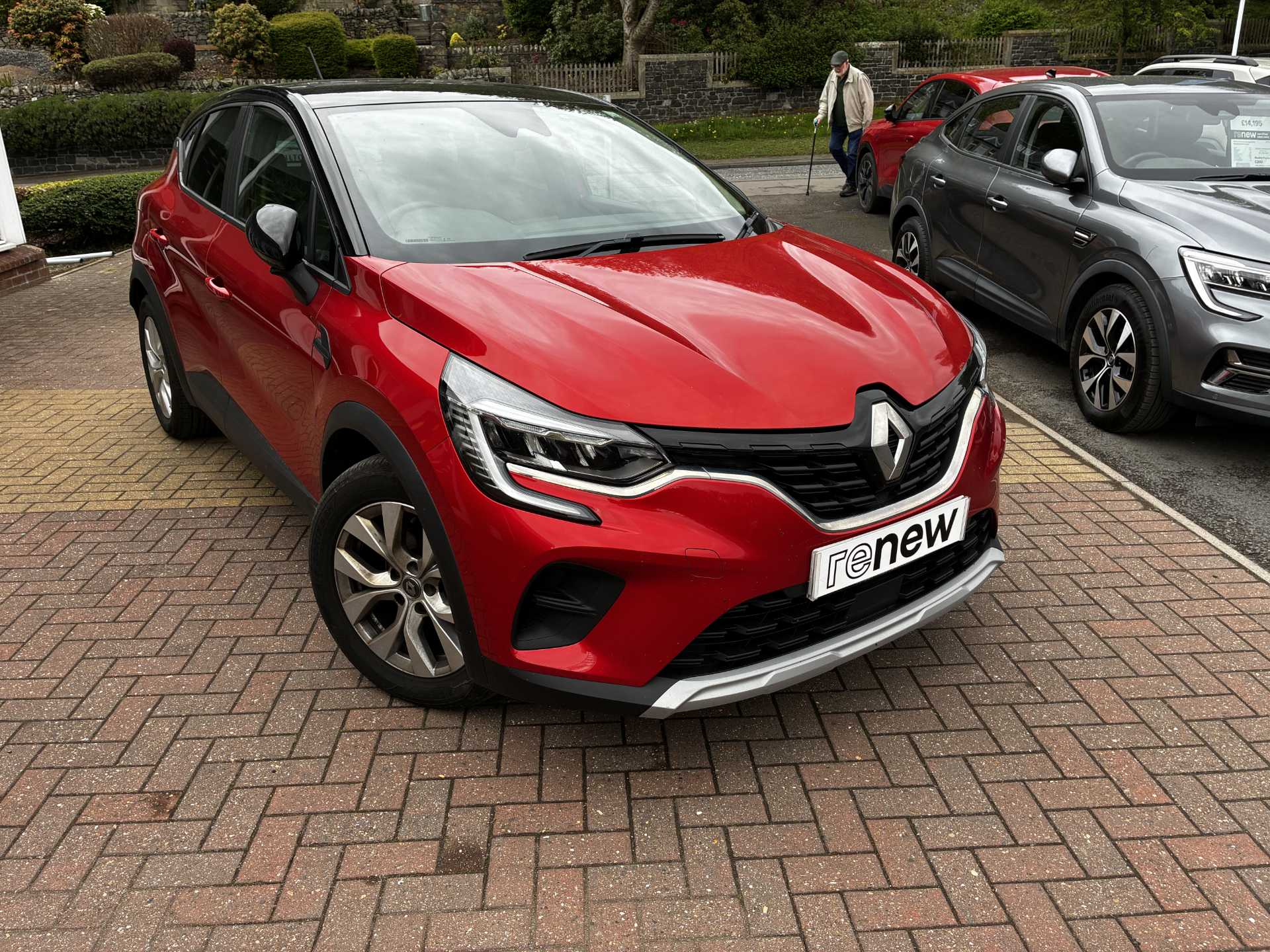 Renault CAPTUR 1.3 Tce 140 Iconic