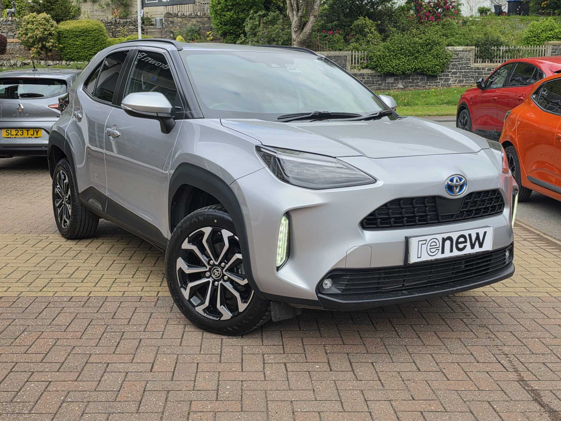Toyota Yaris 1.5 Hybrid Design Auto